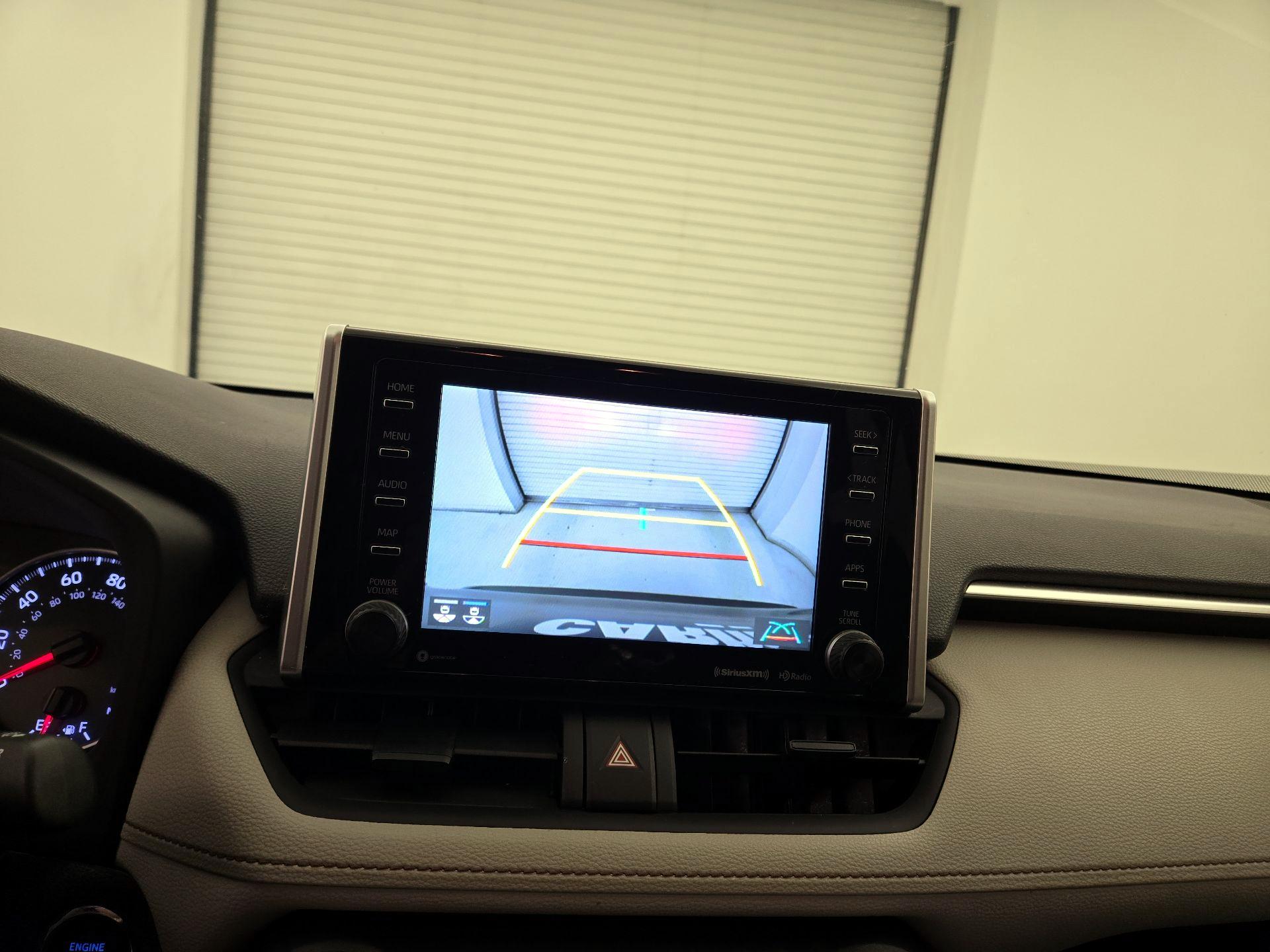Thumbnail: 2019 Toyota RAV4 - 14