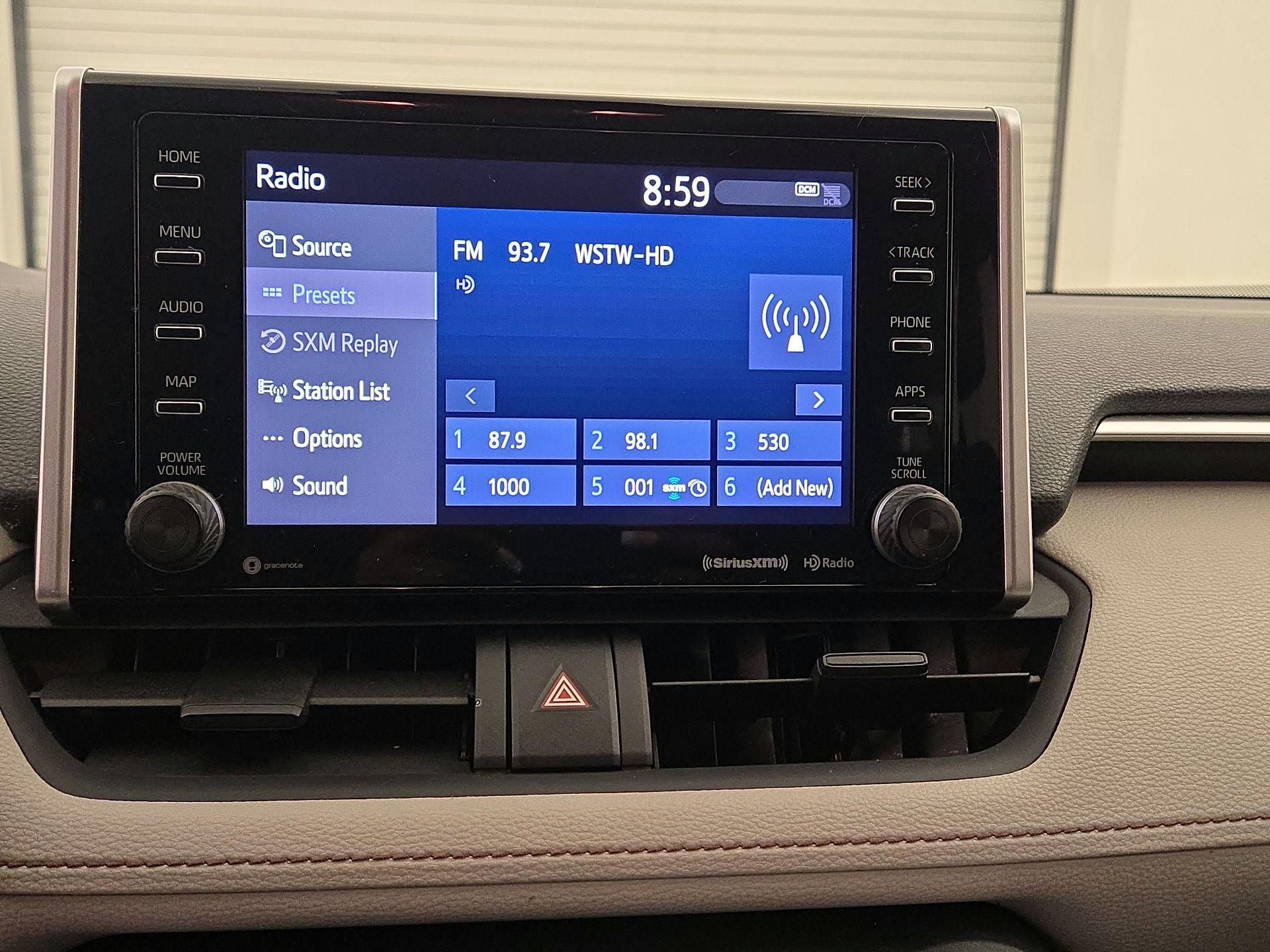 Thumbnail: 2019 Toyota RAV4 - 15
