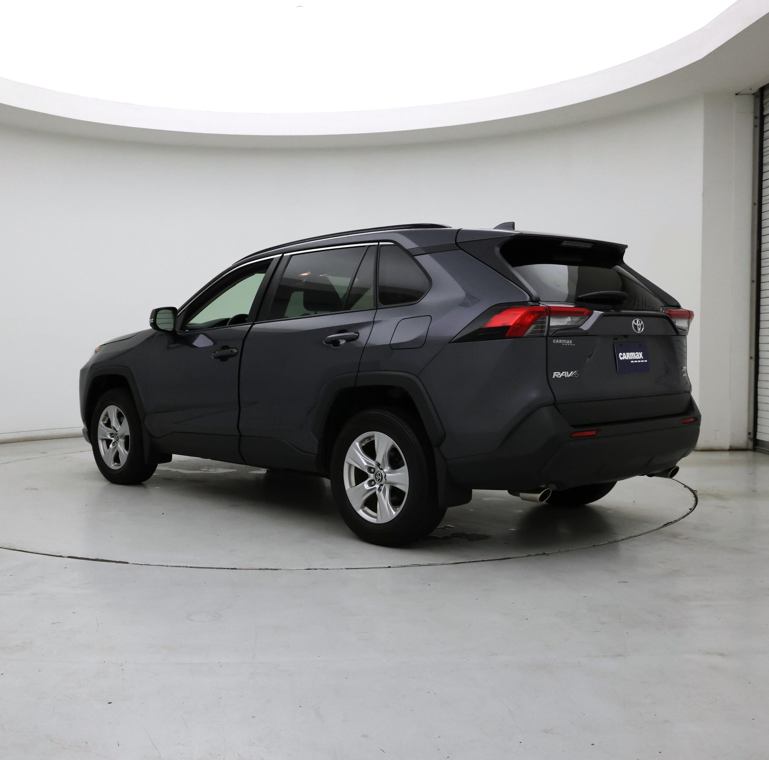 Thumbnail: 2019 Toyota RAV4 - 2