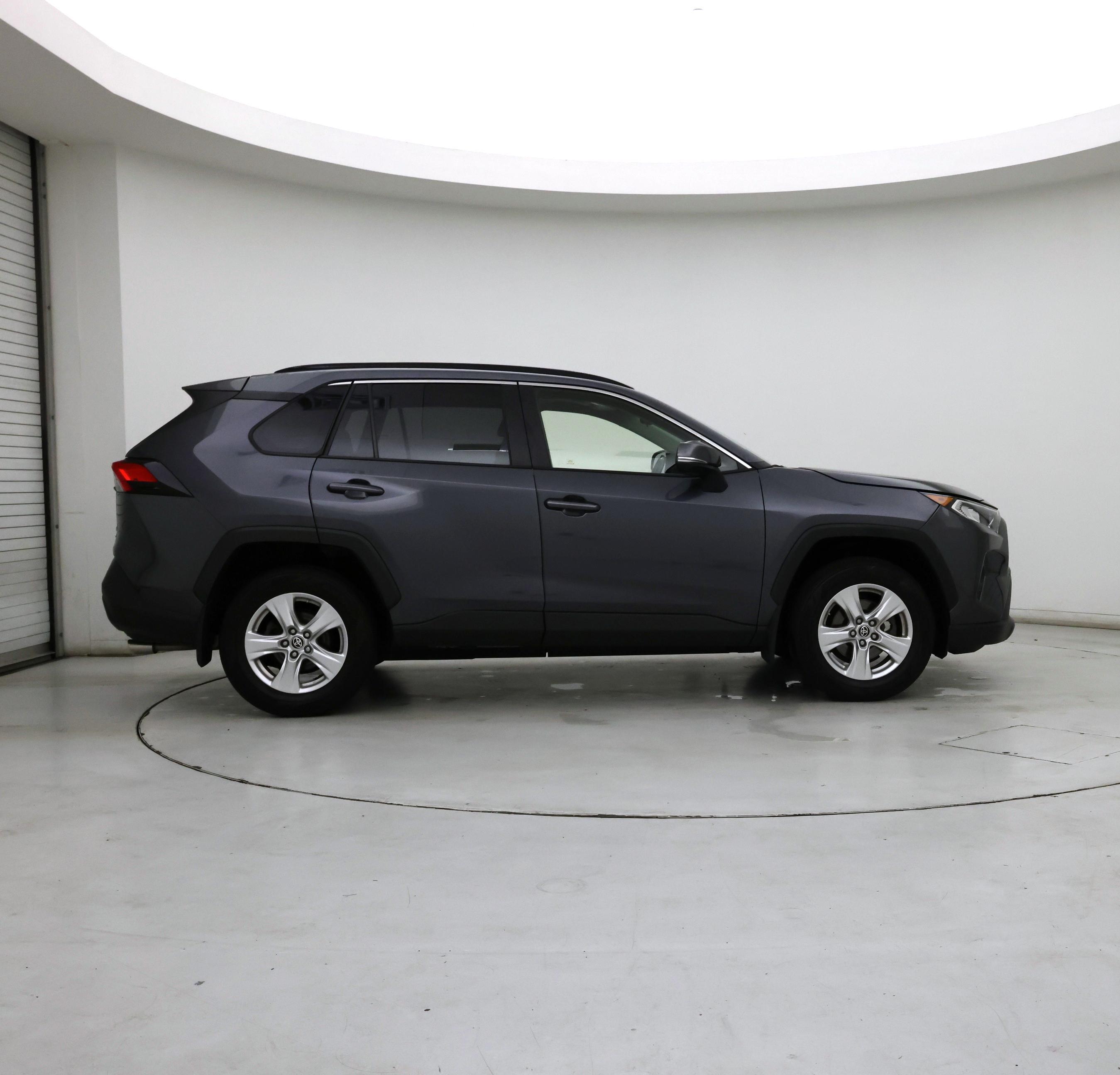 Thumbnail: 2019 Toyota RAV4 - 7