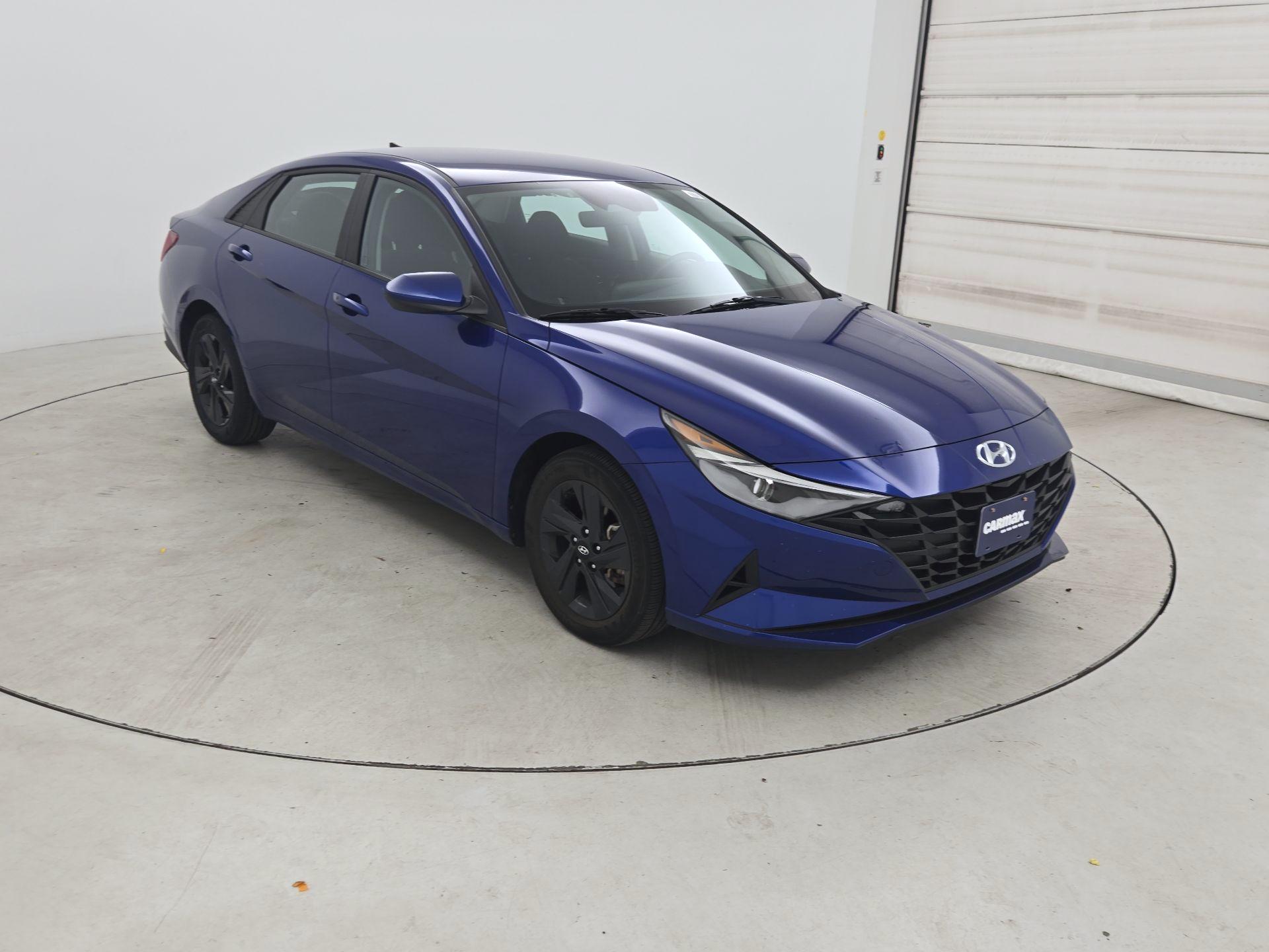 Thumbnail: 2023 Hyundai Elantra - 1