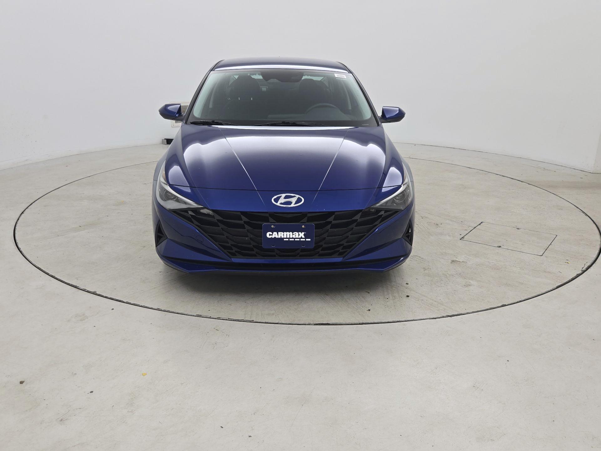 Thumbnail: 2023 Hyundai Elantra - 2