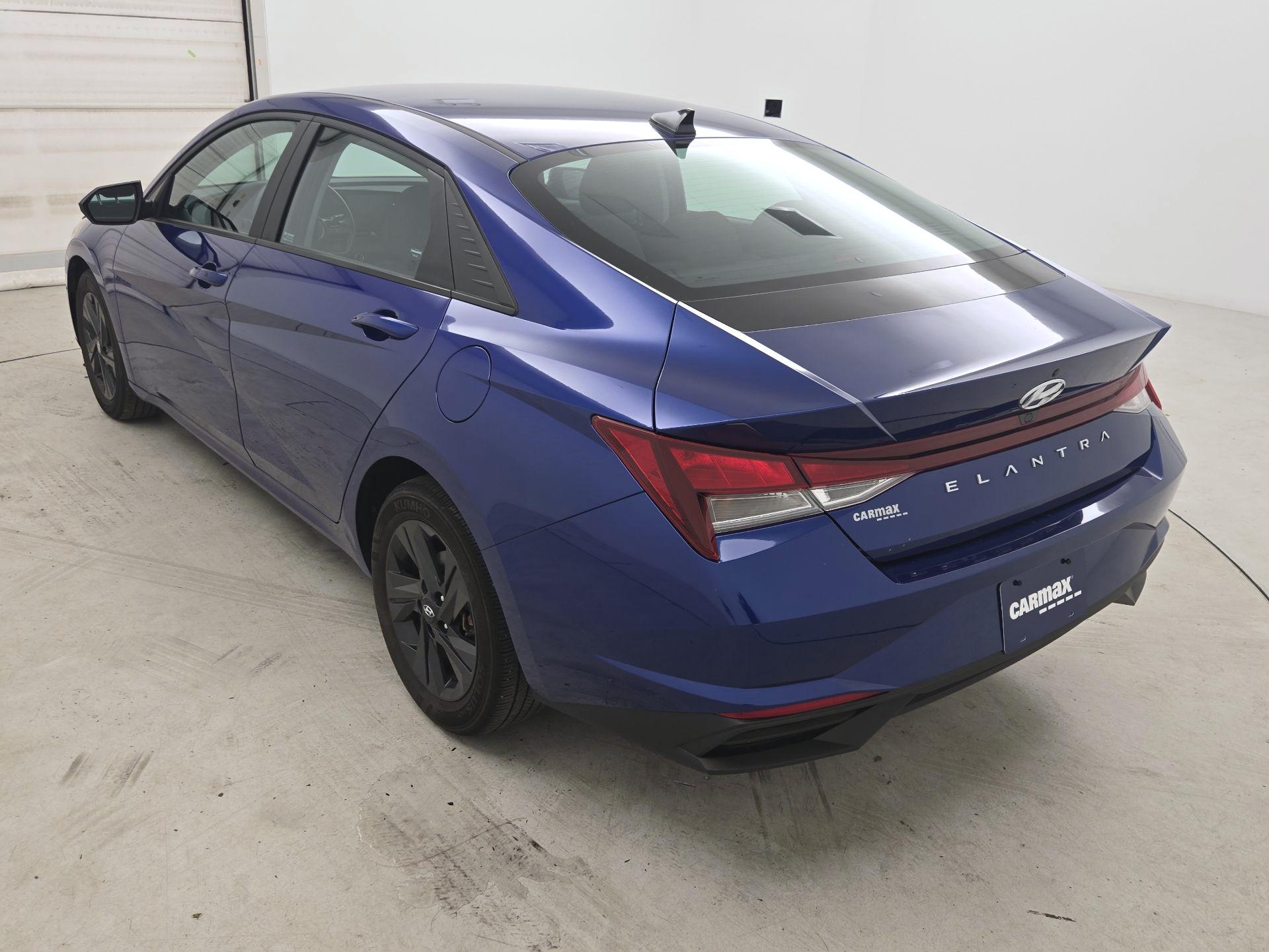 Thumbnail: 2023 Hyundai Elantra - 7