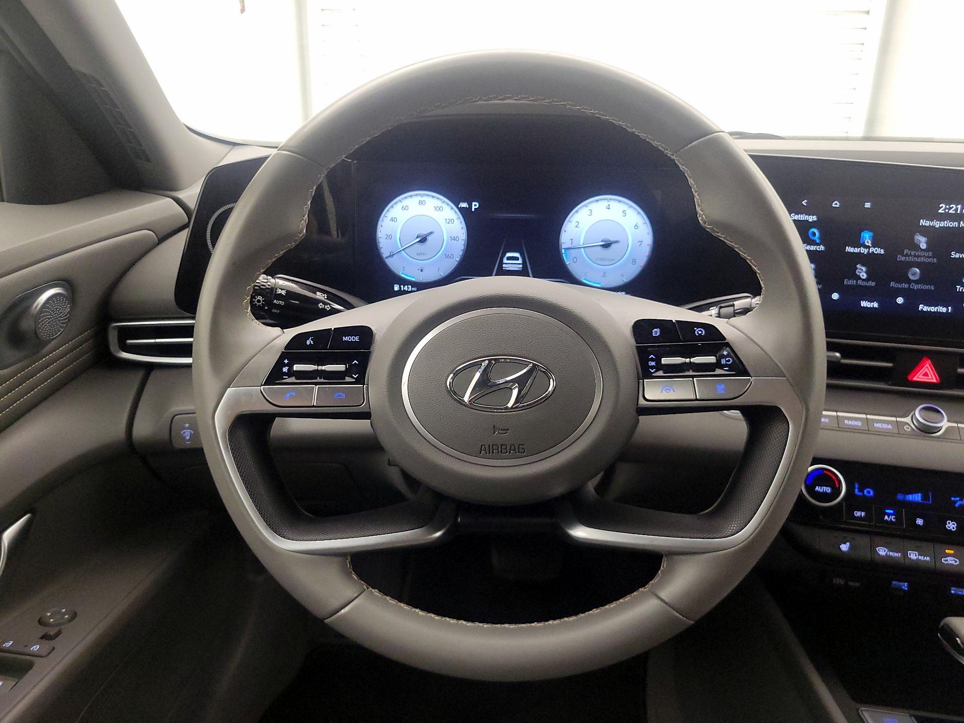 Thumbnail: 2023 Hyundai Elantra - 10