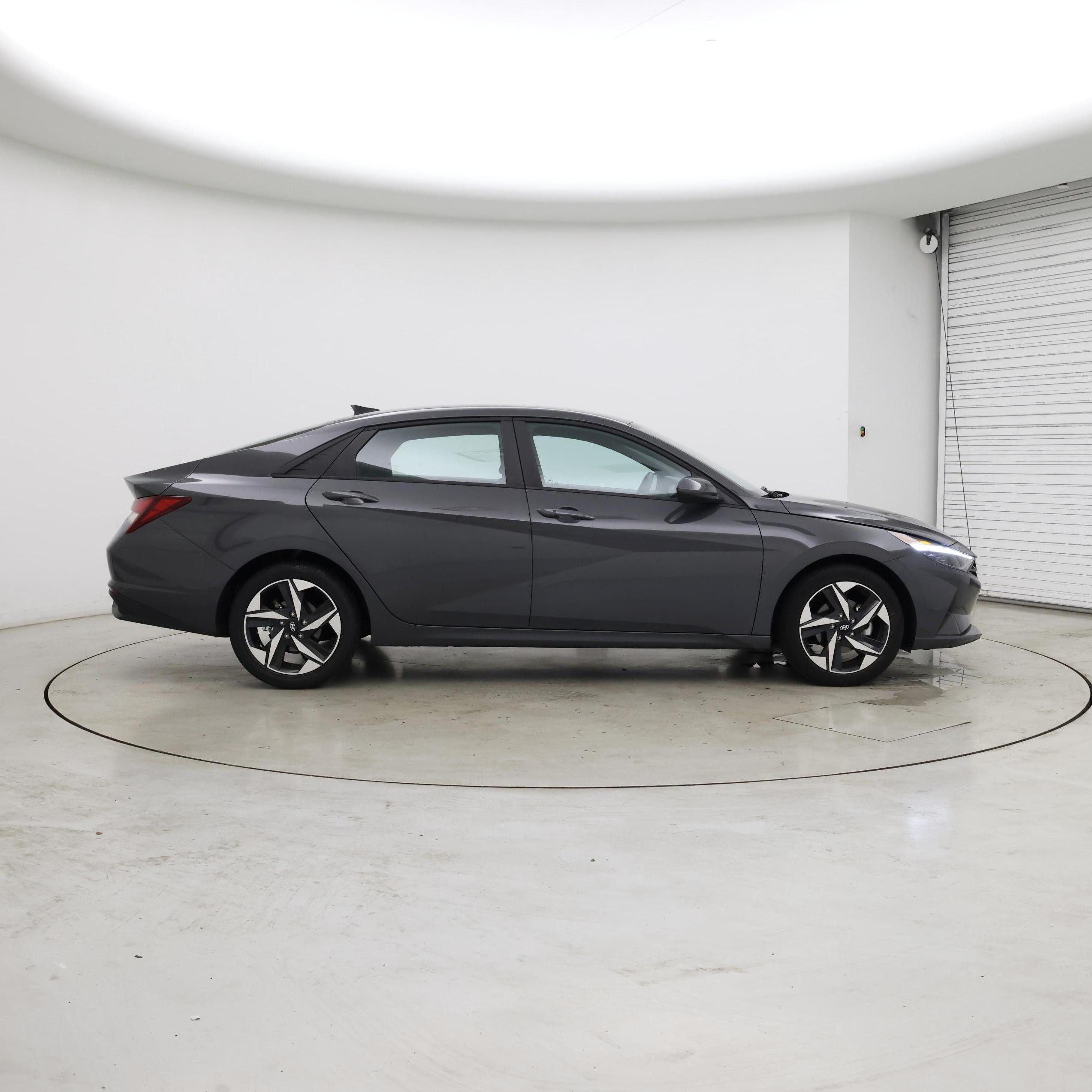 Thumbnail: 2023 Hyundai Elantra - 7