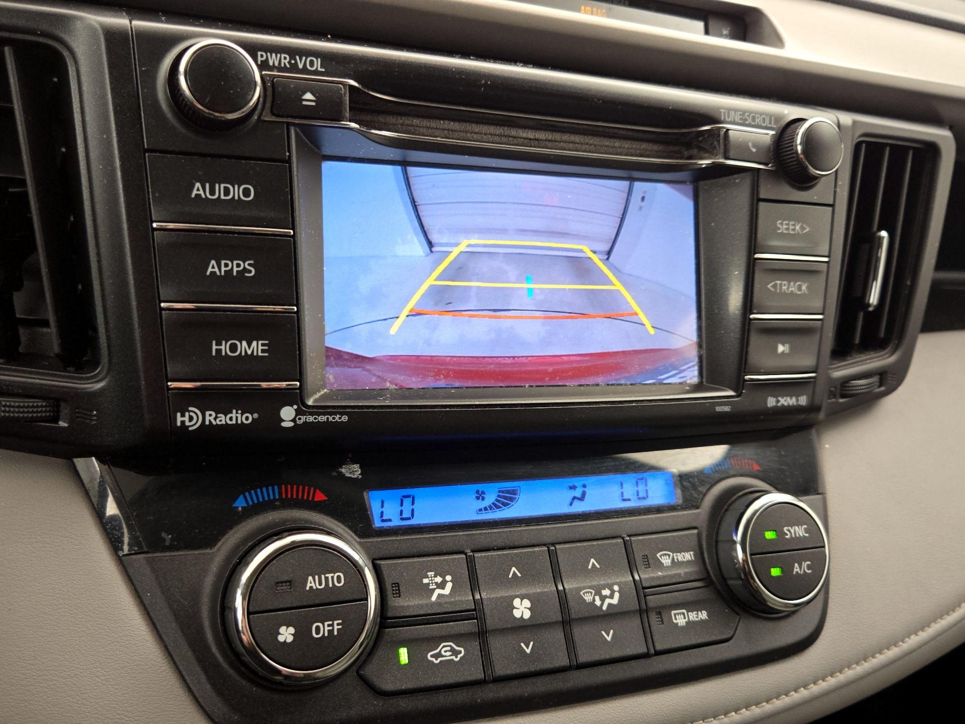 Thumbnail: 2016 Toyota RAV4 - 14