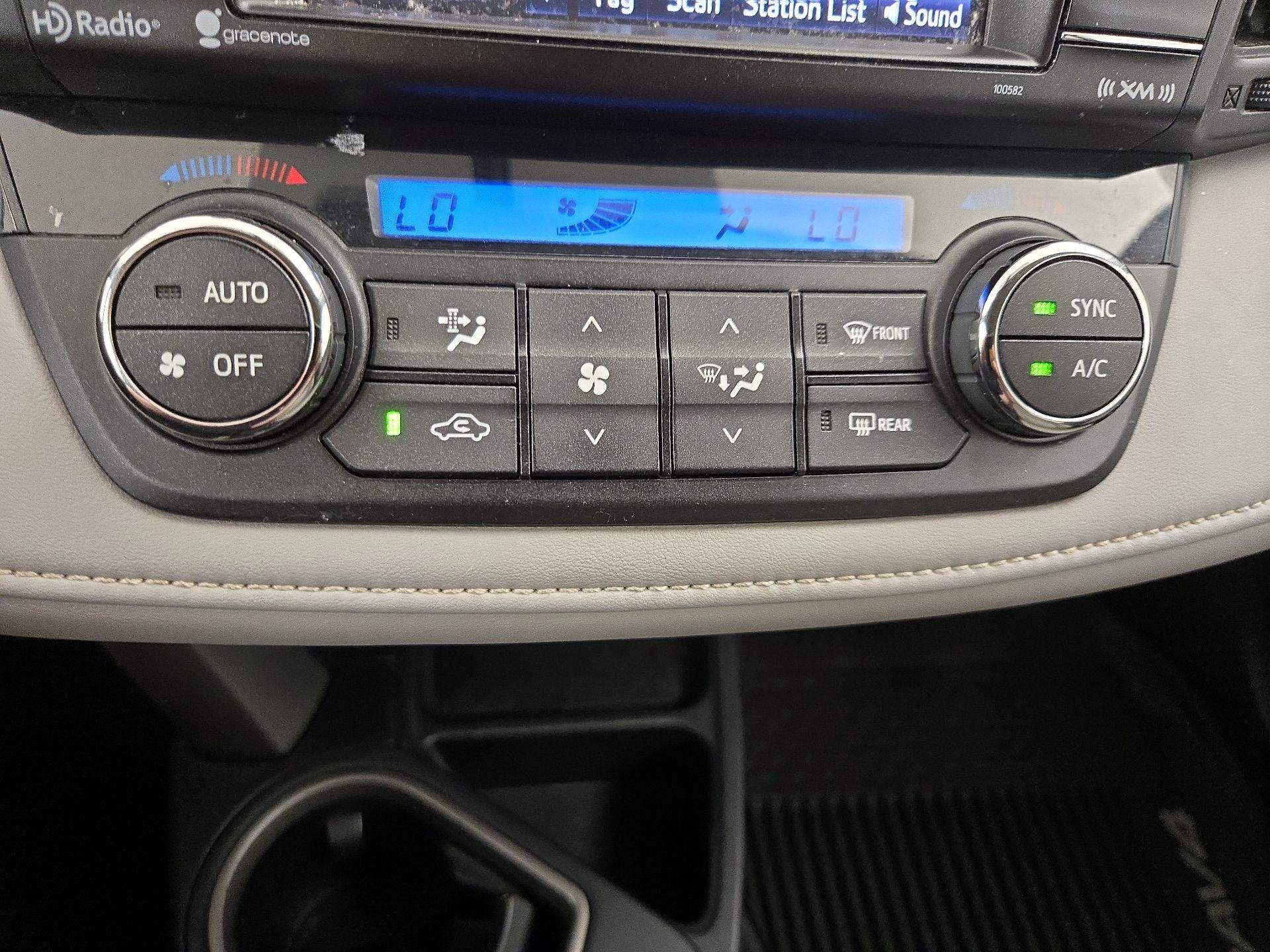 Thumbnail: 2016 Toyota RAV4 - 16