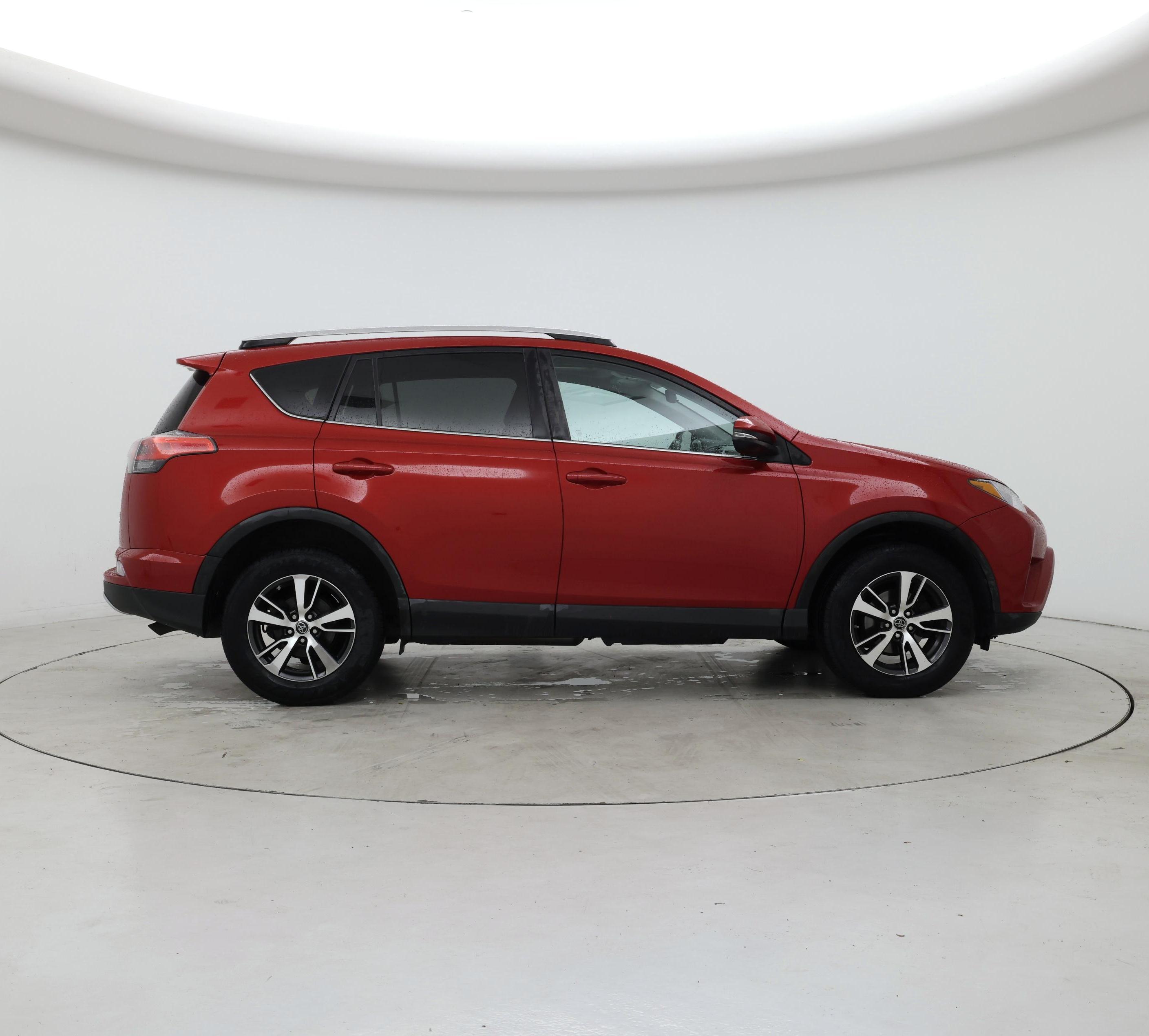 Thumbnail: 2016 Toyota RAV4 - 7