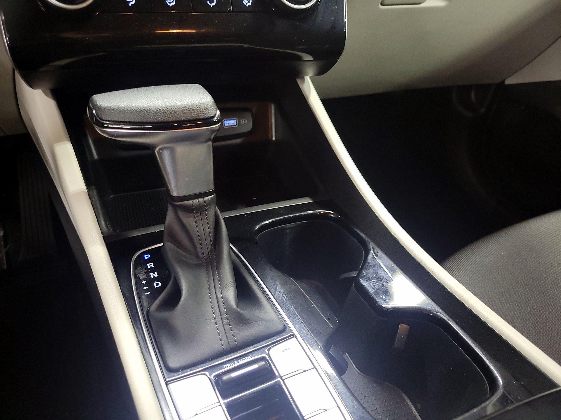 Thumbnail: 2022 Hyundai Tucson - 17