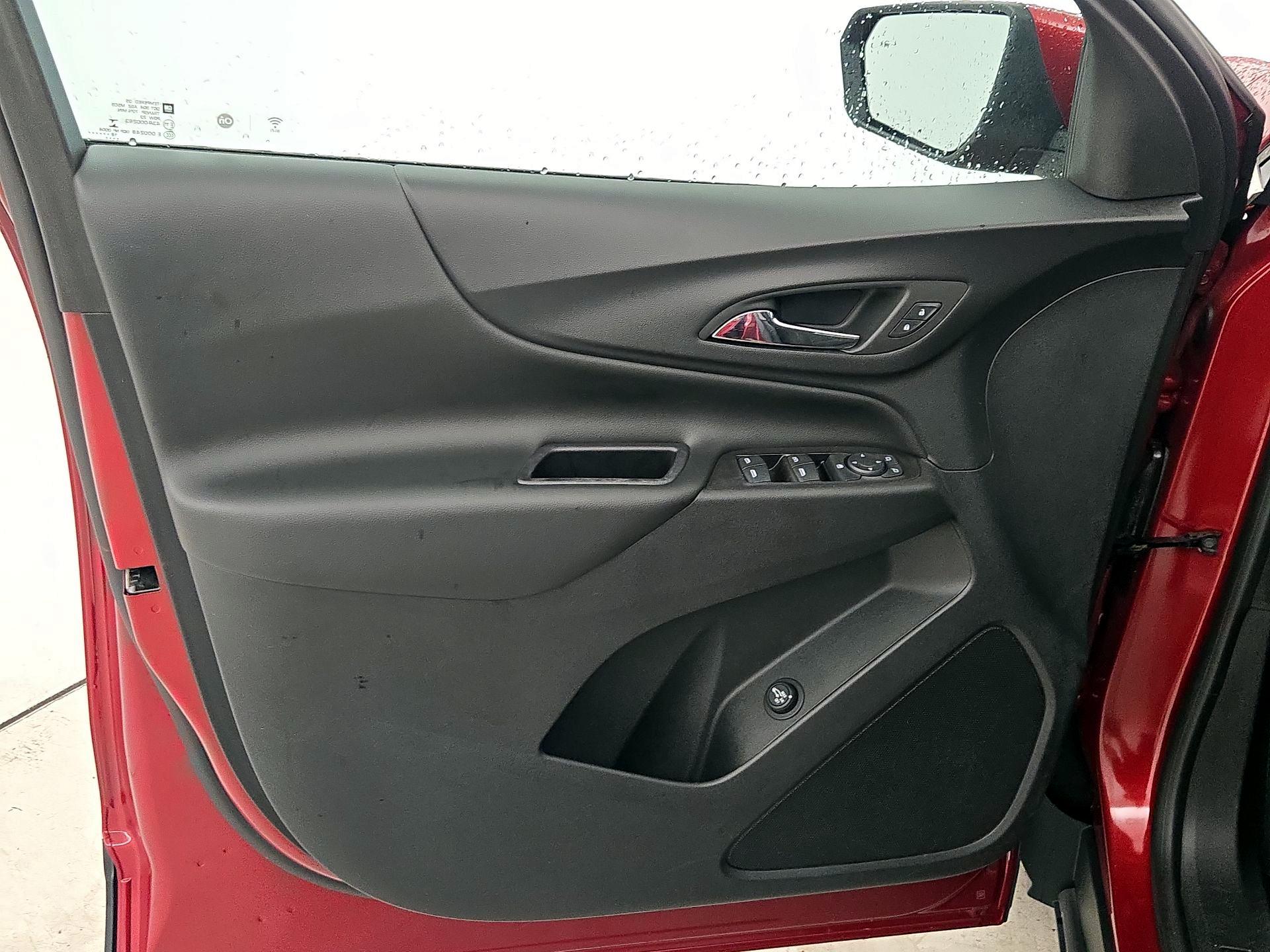 Thumbnail: 2019 Chevrolet Equinox - 12