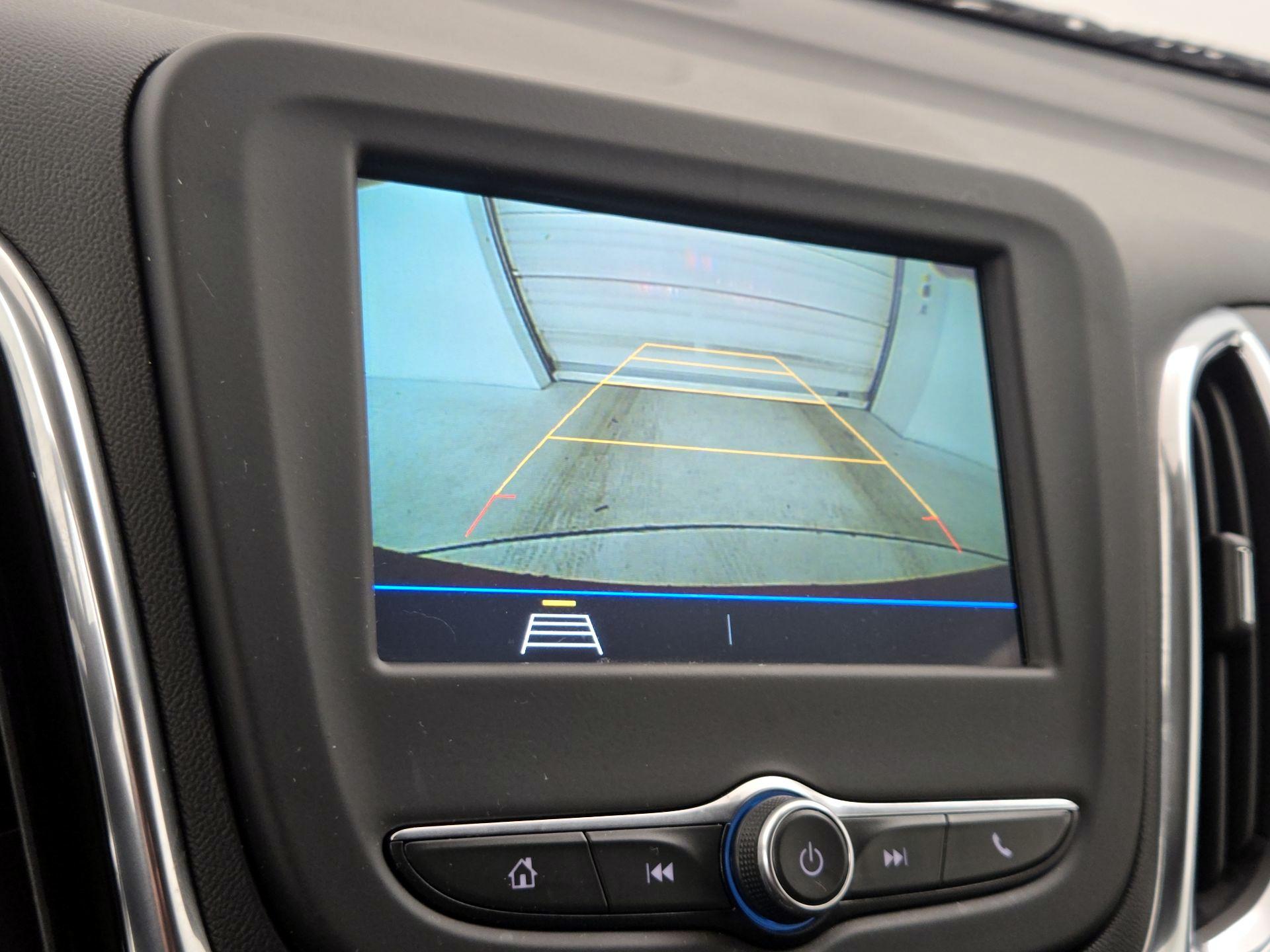 Thumbnail: 2019 Chevrolet Equinox - 14