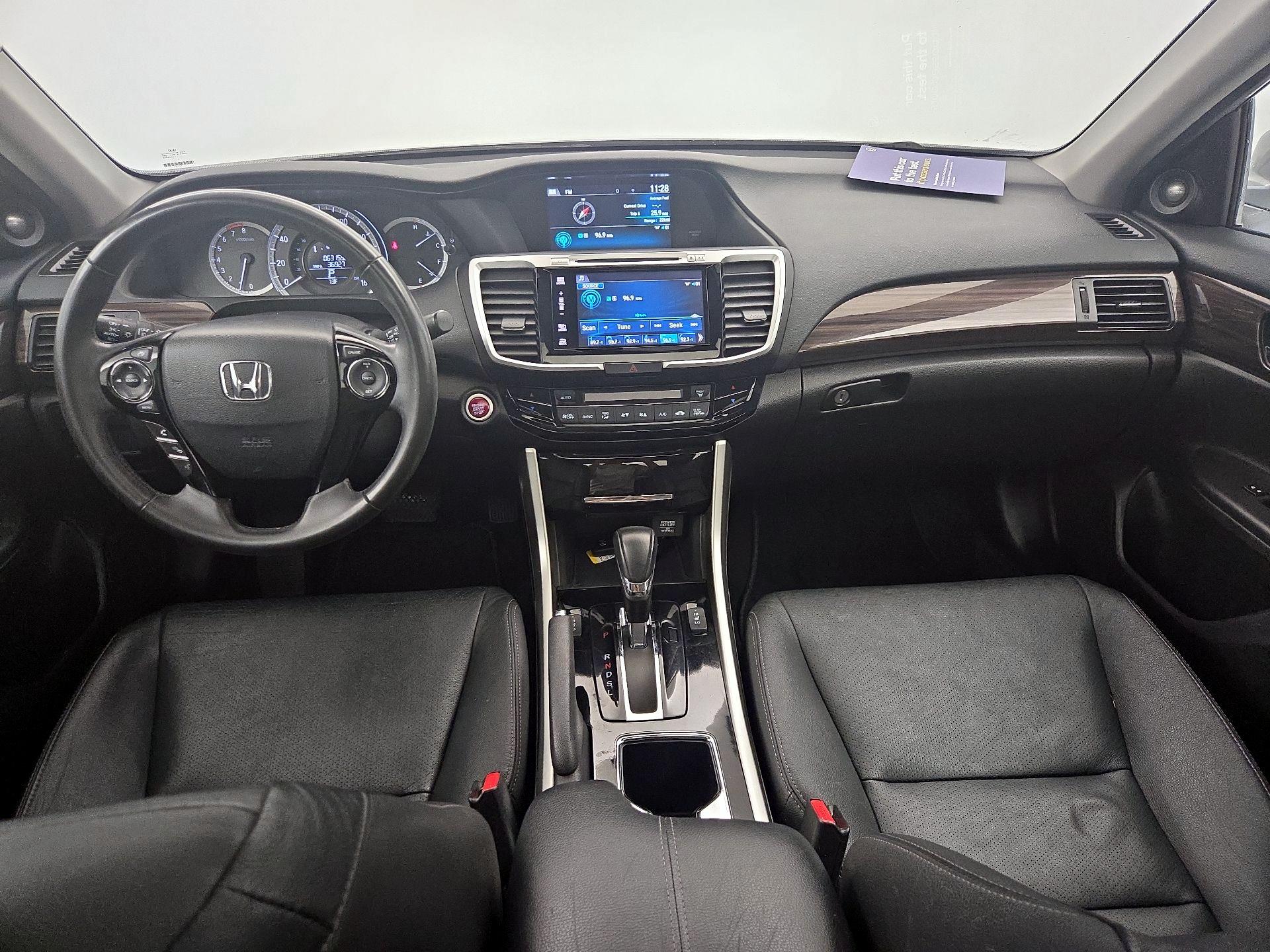 Thumbnail: 2017 Honda Accord - 9