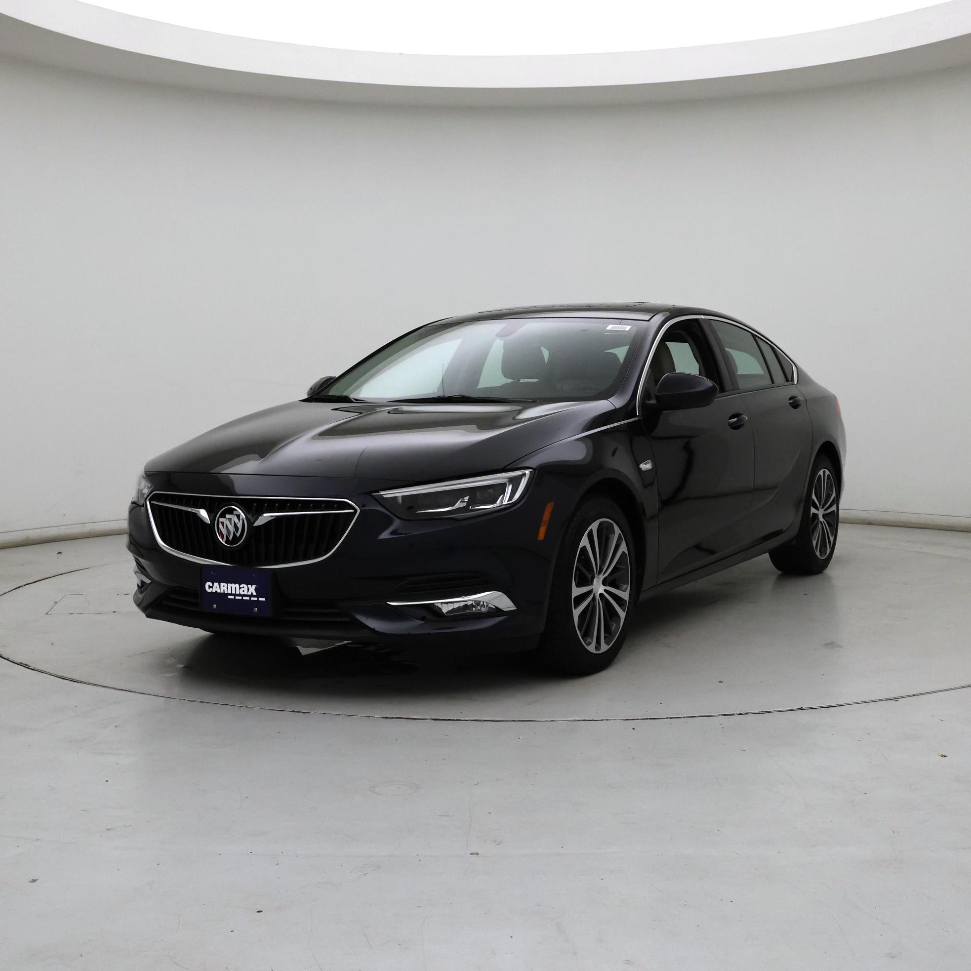 Thumbnail: 2019 Buick Regal - 4