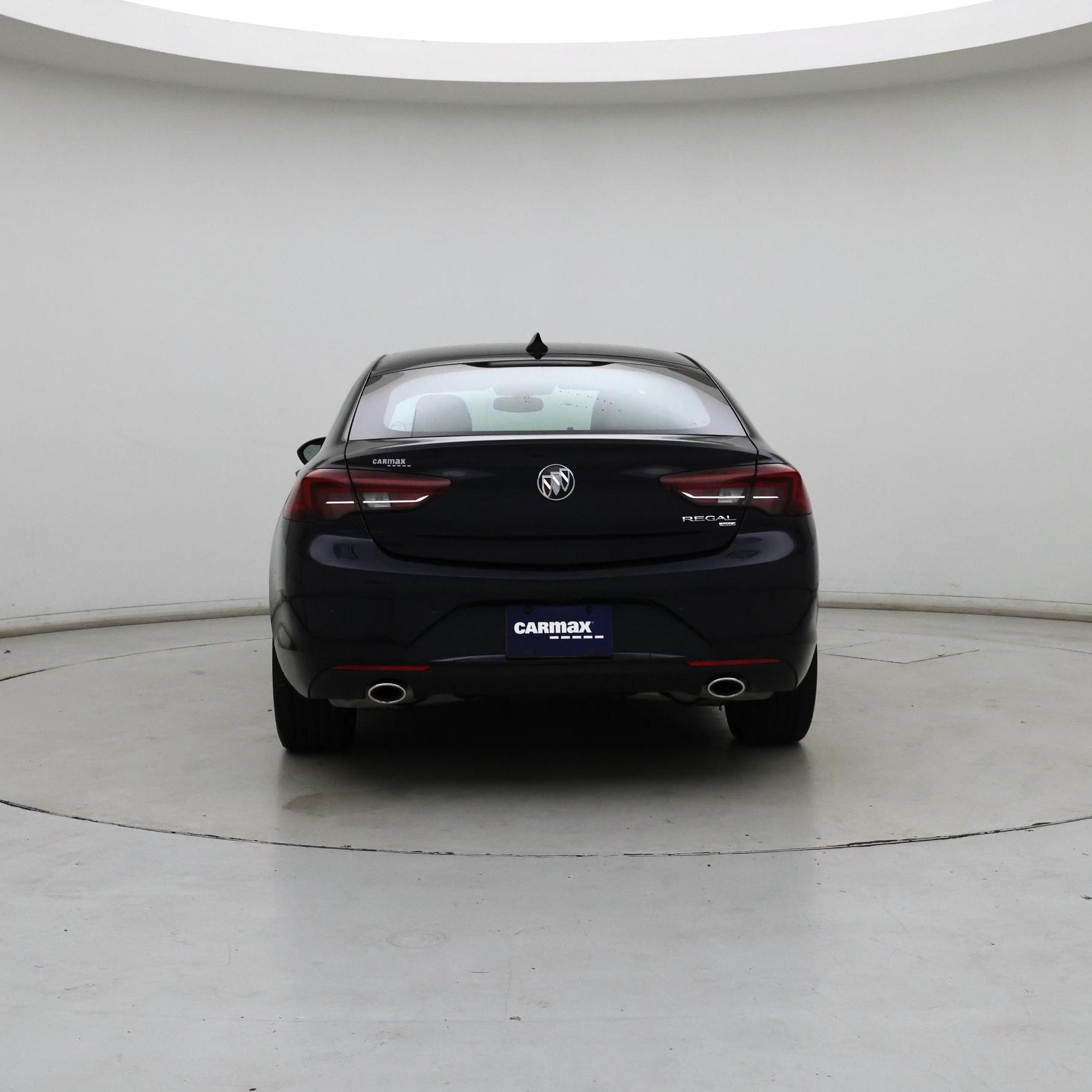 Thumbnail: 2019 Buick Regal - 6