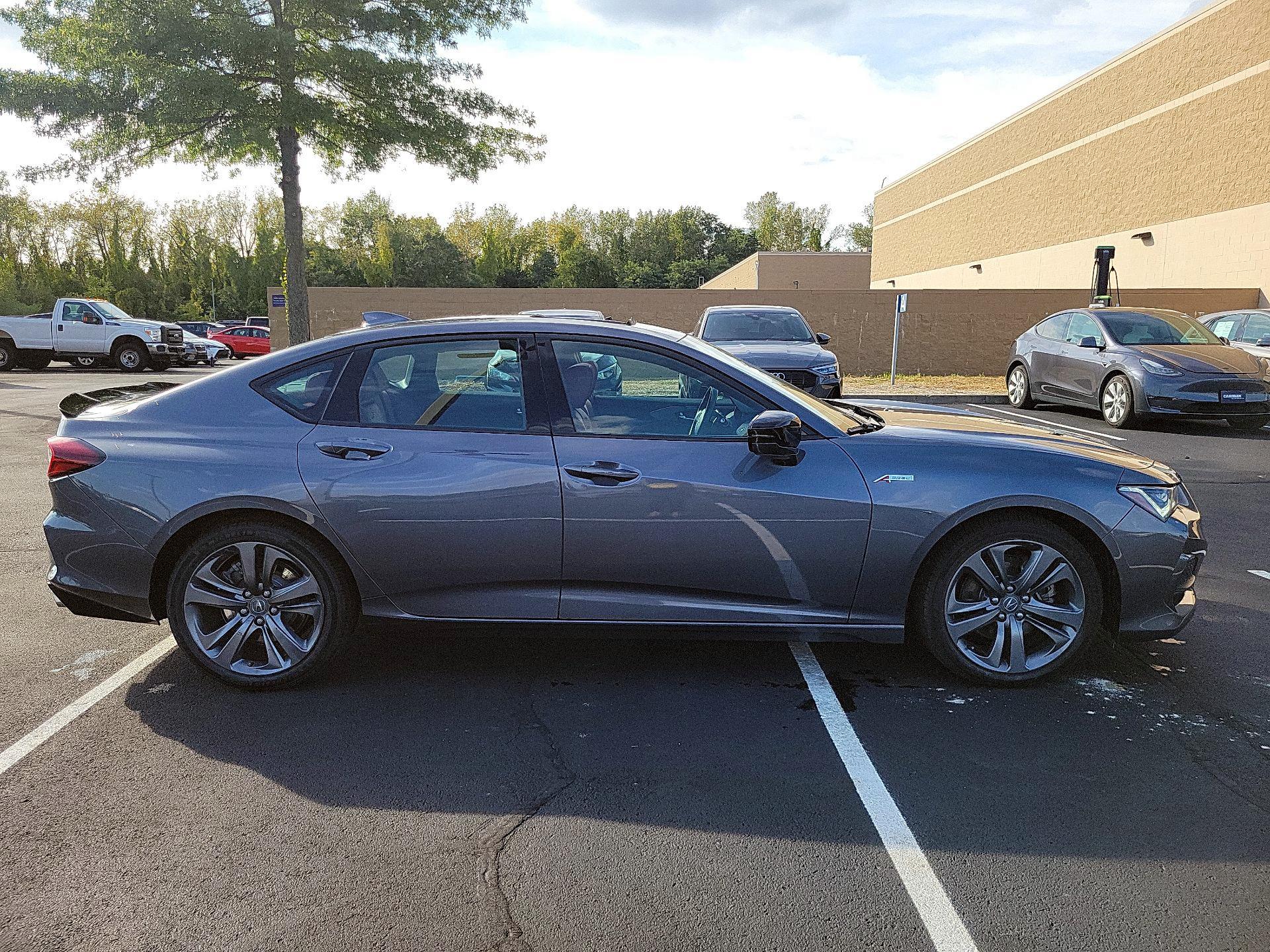 Thumbnail: 2023 Acura TLX - 4