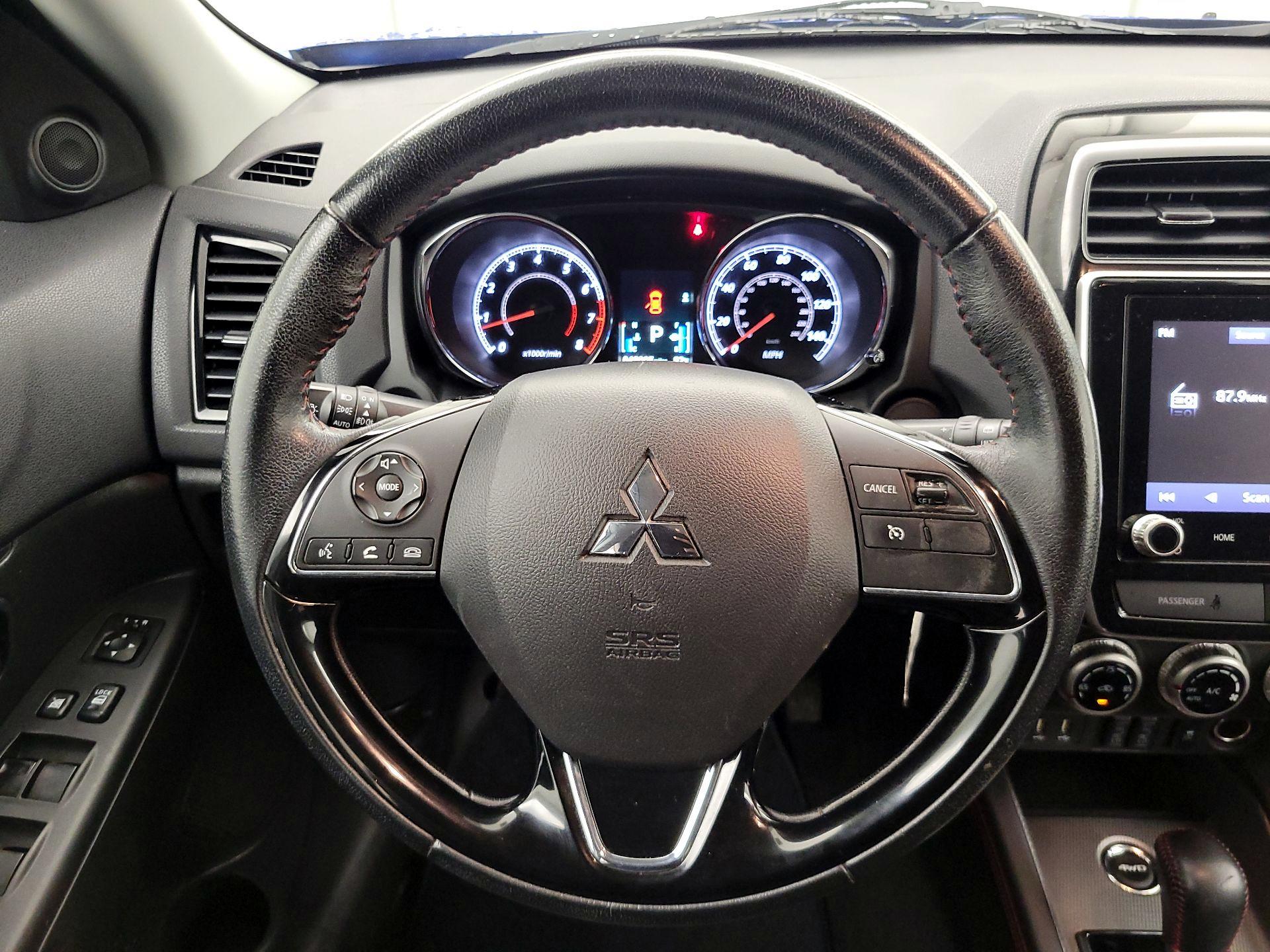 Thumbnail: 2021 Mitsubishi Outlander Sport - 10