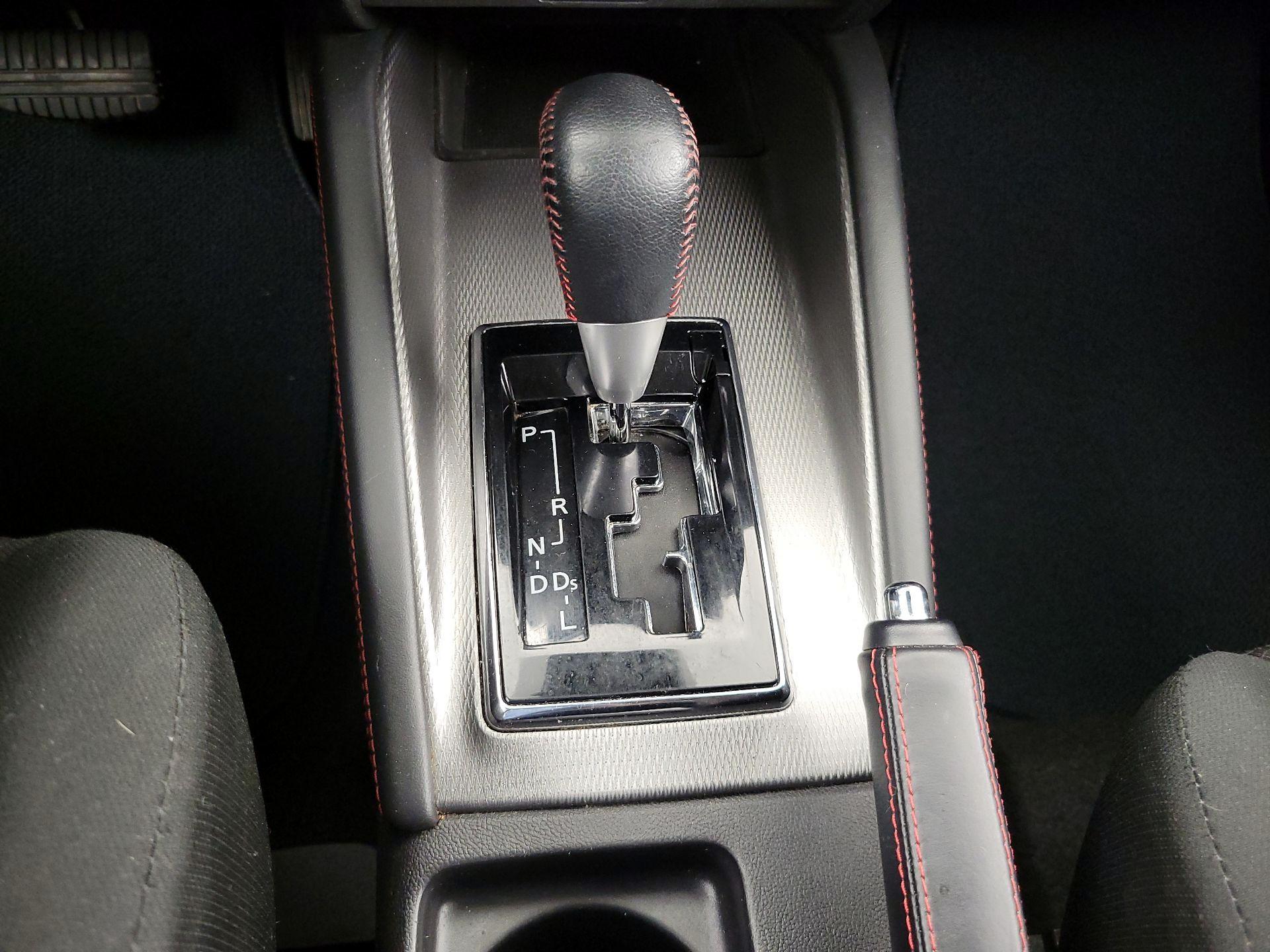 Thumbnail: 2021 Mitsubishi Outlander Sport - 17
