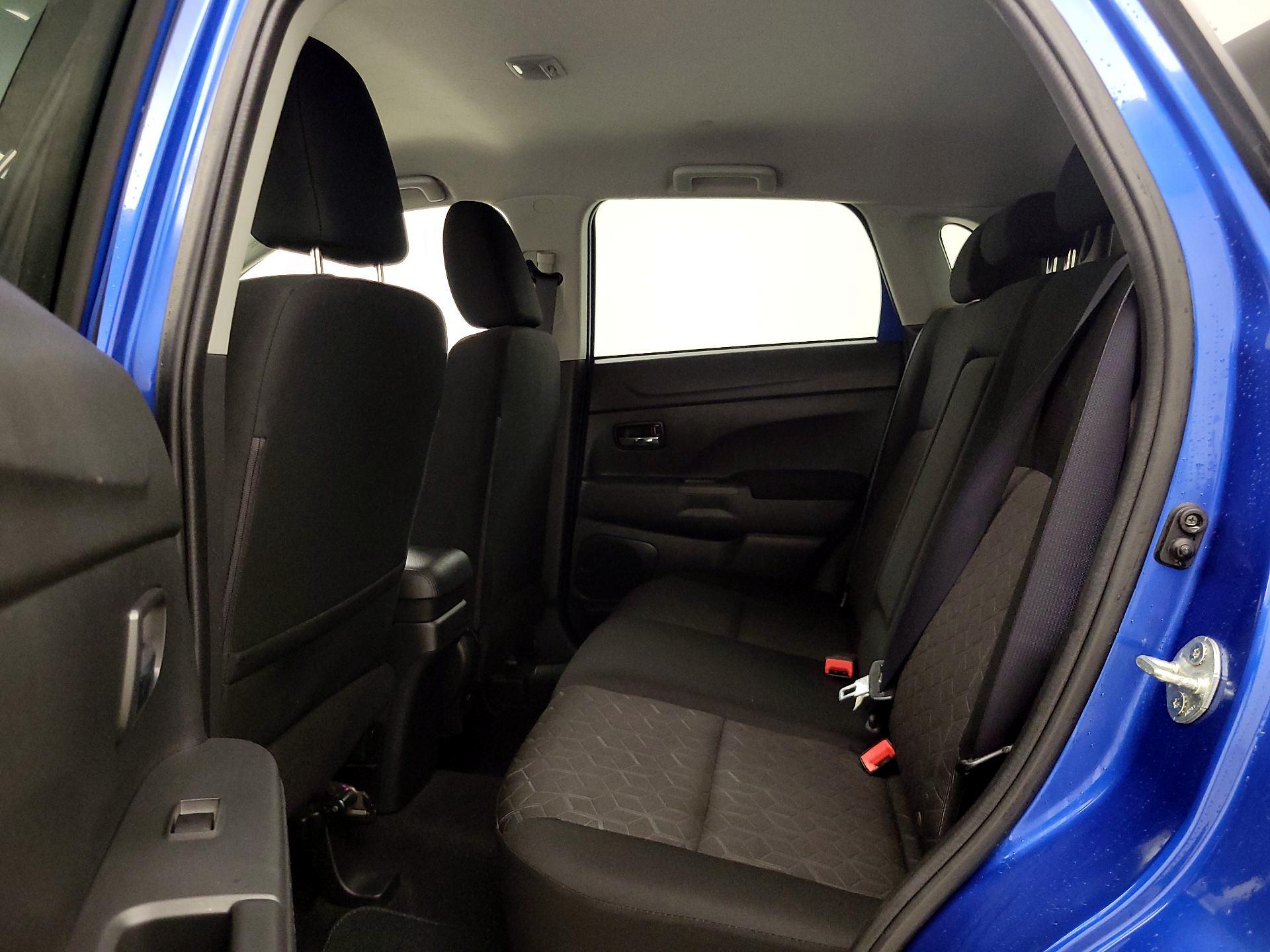Thumbnail: 2021 Mitsubishi Outlander Sport - 19