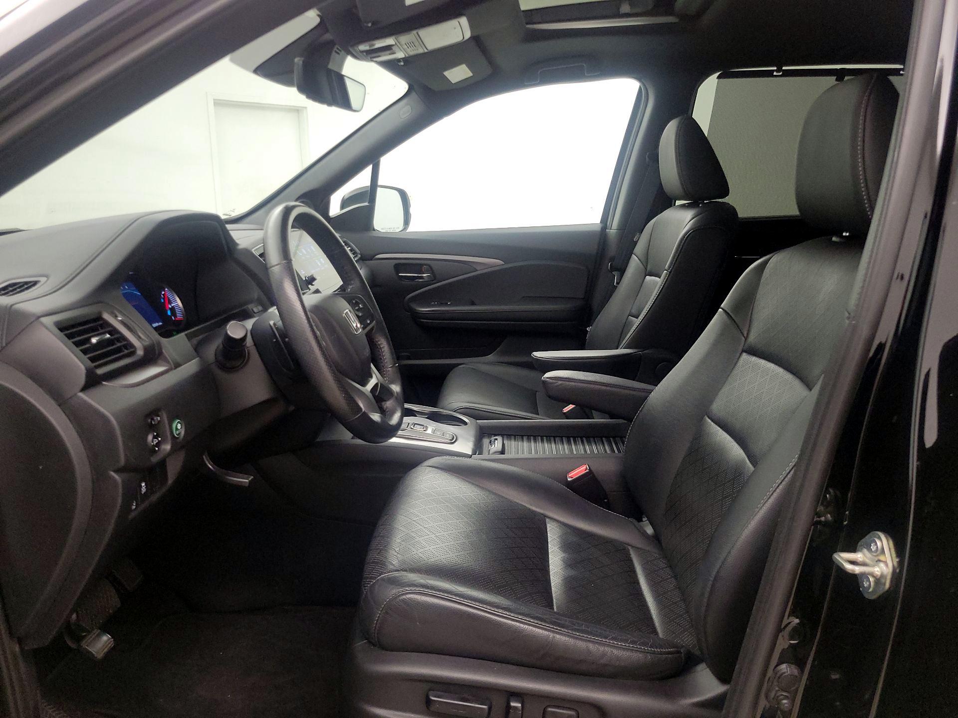 Thumbnail: 2019 Honda Passport - 11