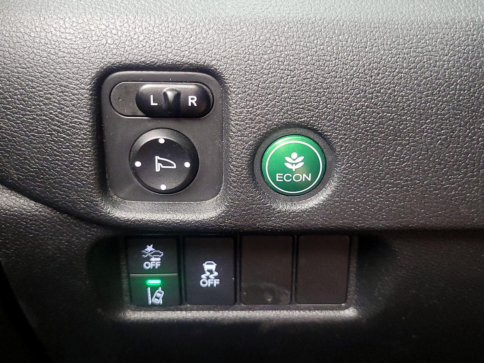 Thumbnail: 2019 Honda Passport - 13