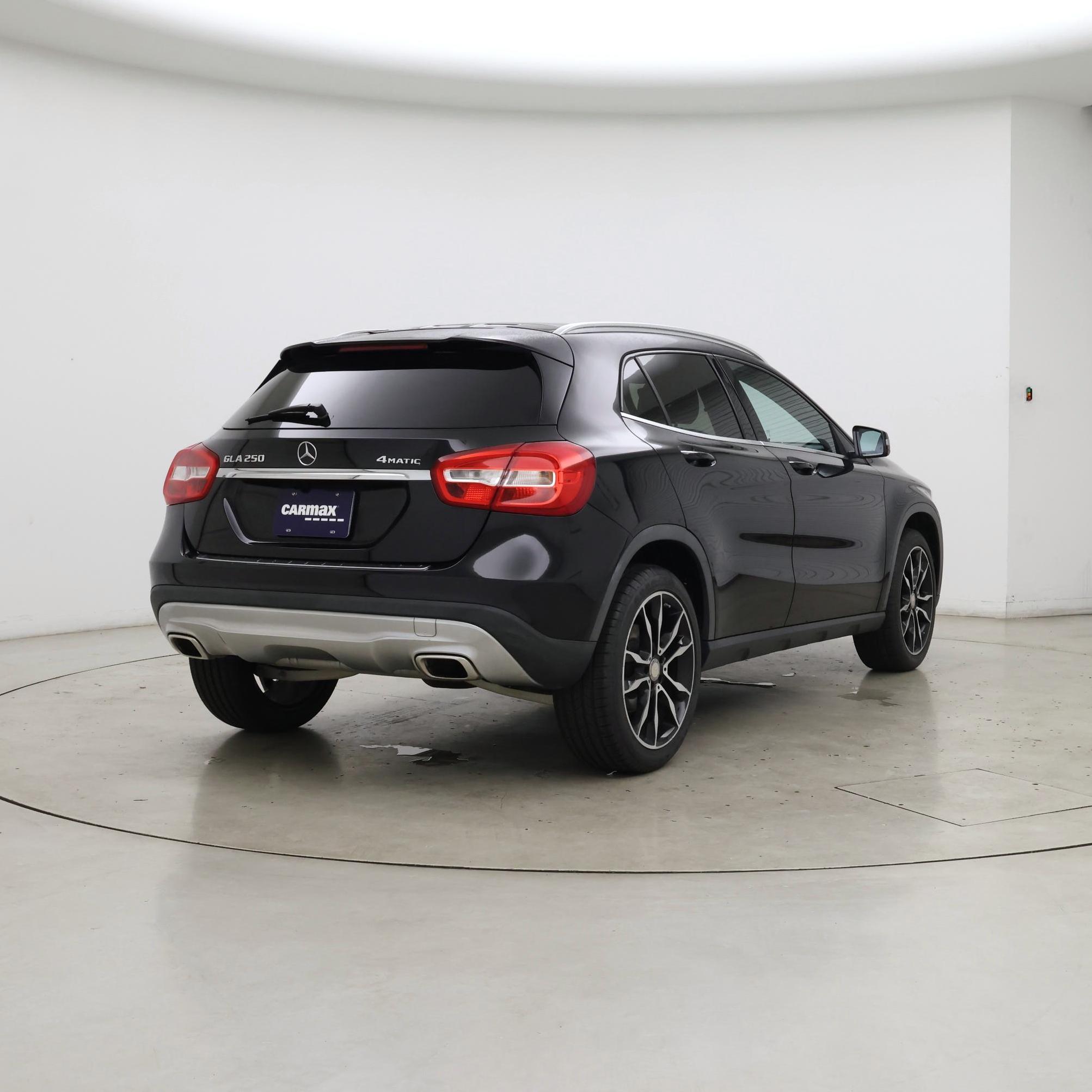 Thumbnail: 2017 Mercedes-Benz GLA - 8