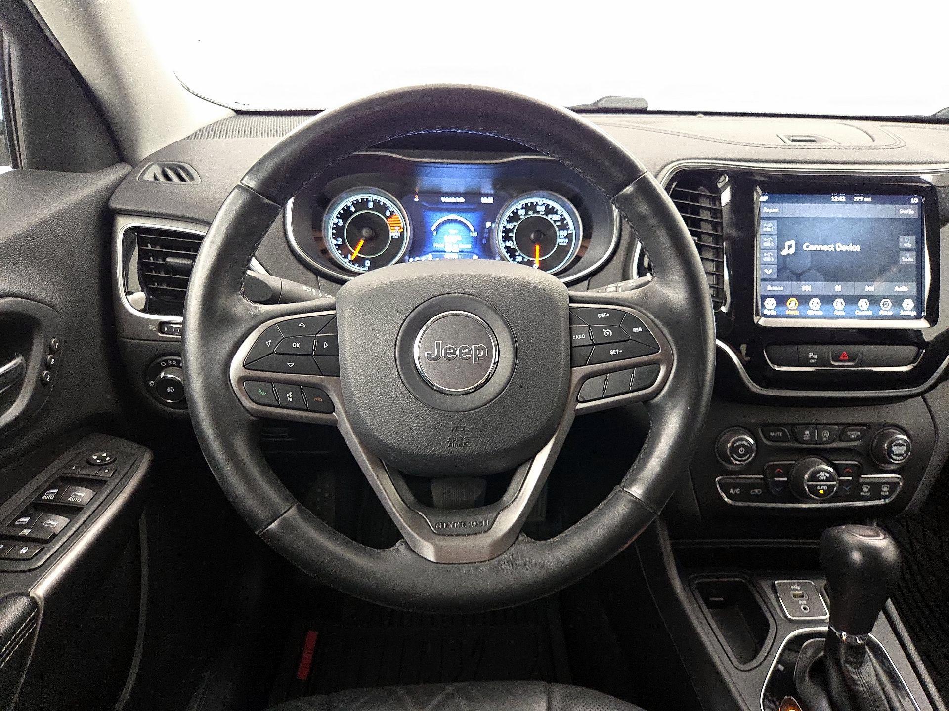 Thumbnail: 2019 Jeep Cherokee - 10