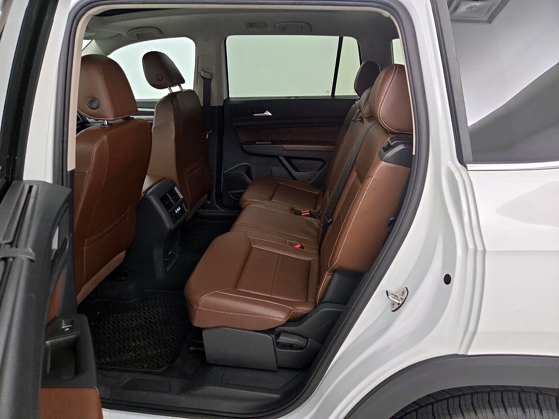 Thumbnail: 2022 Volkswagen Atlas - 20