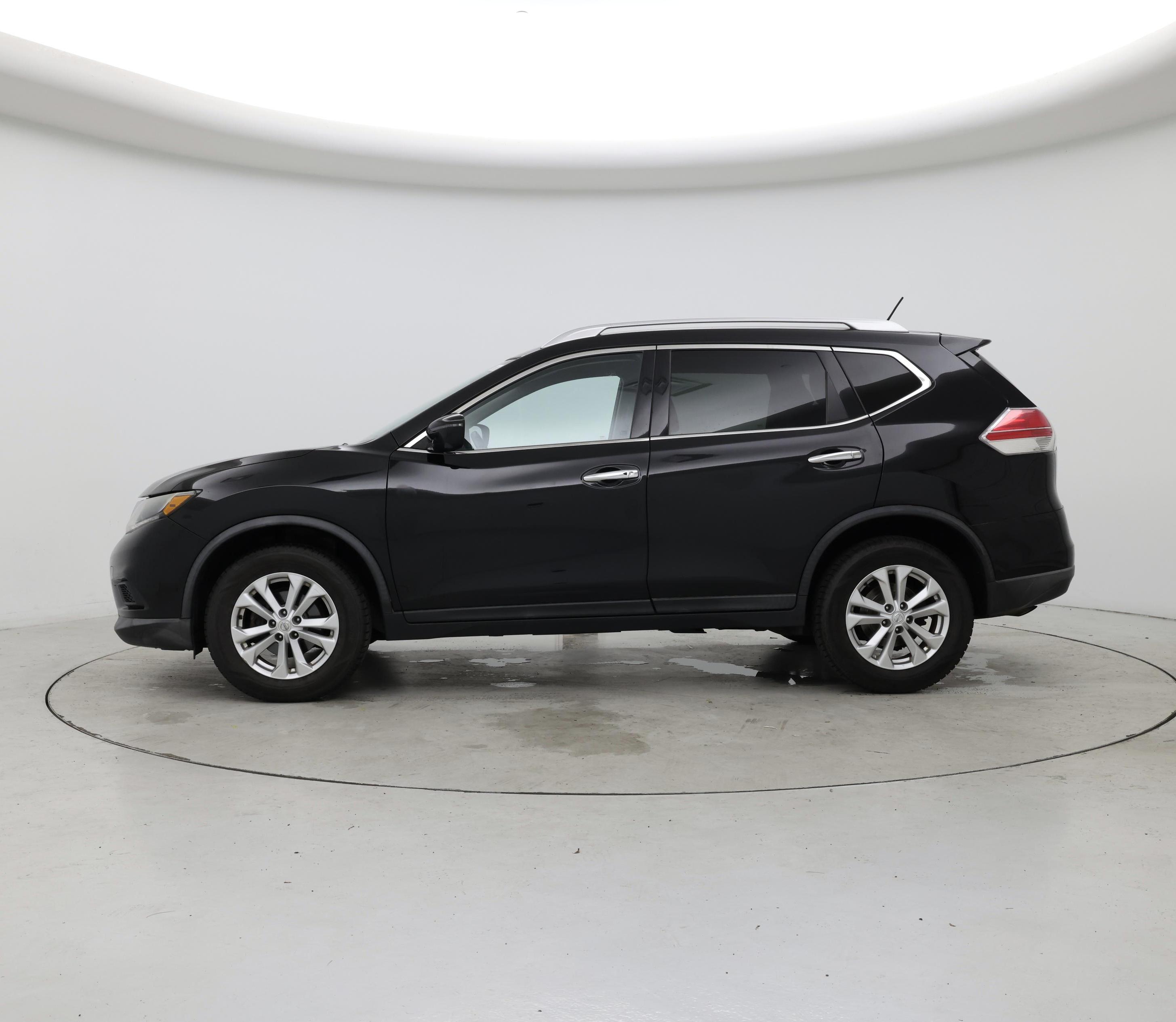 Thumbnail: 2016 Nissan Rogue - 3