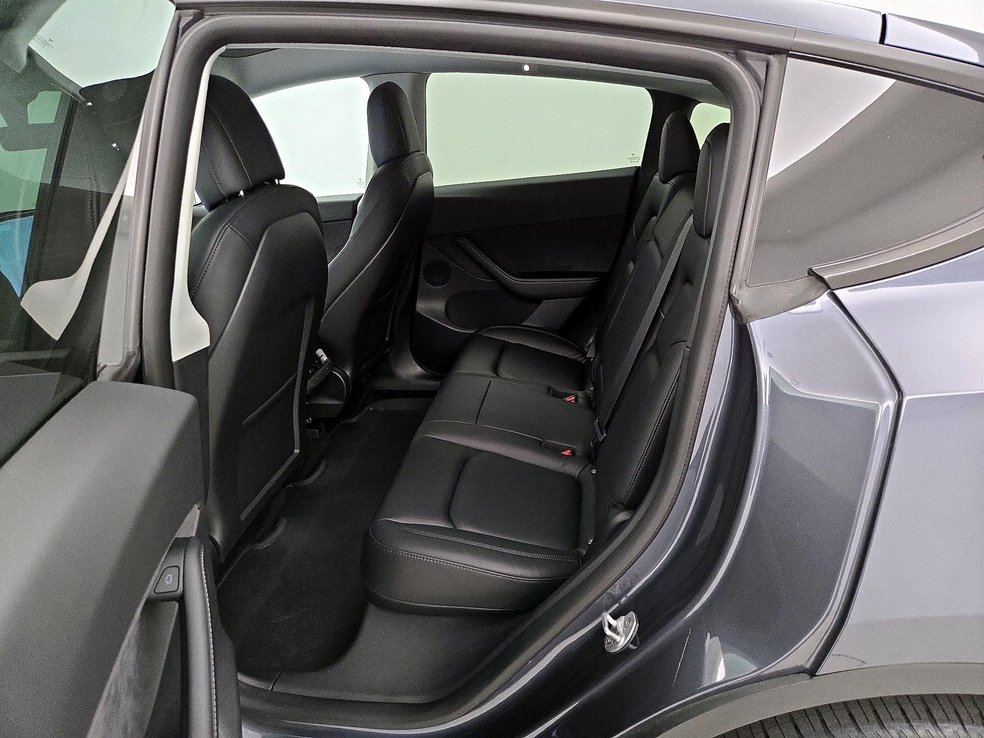 Thumbnail: 2021 Tesla Model Y - 19
