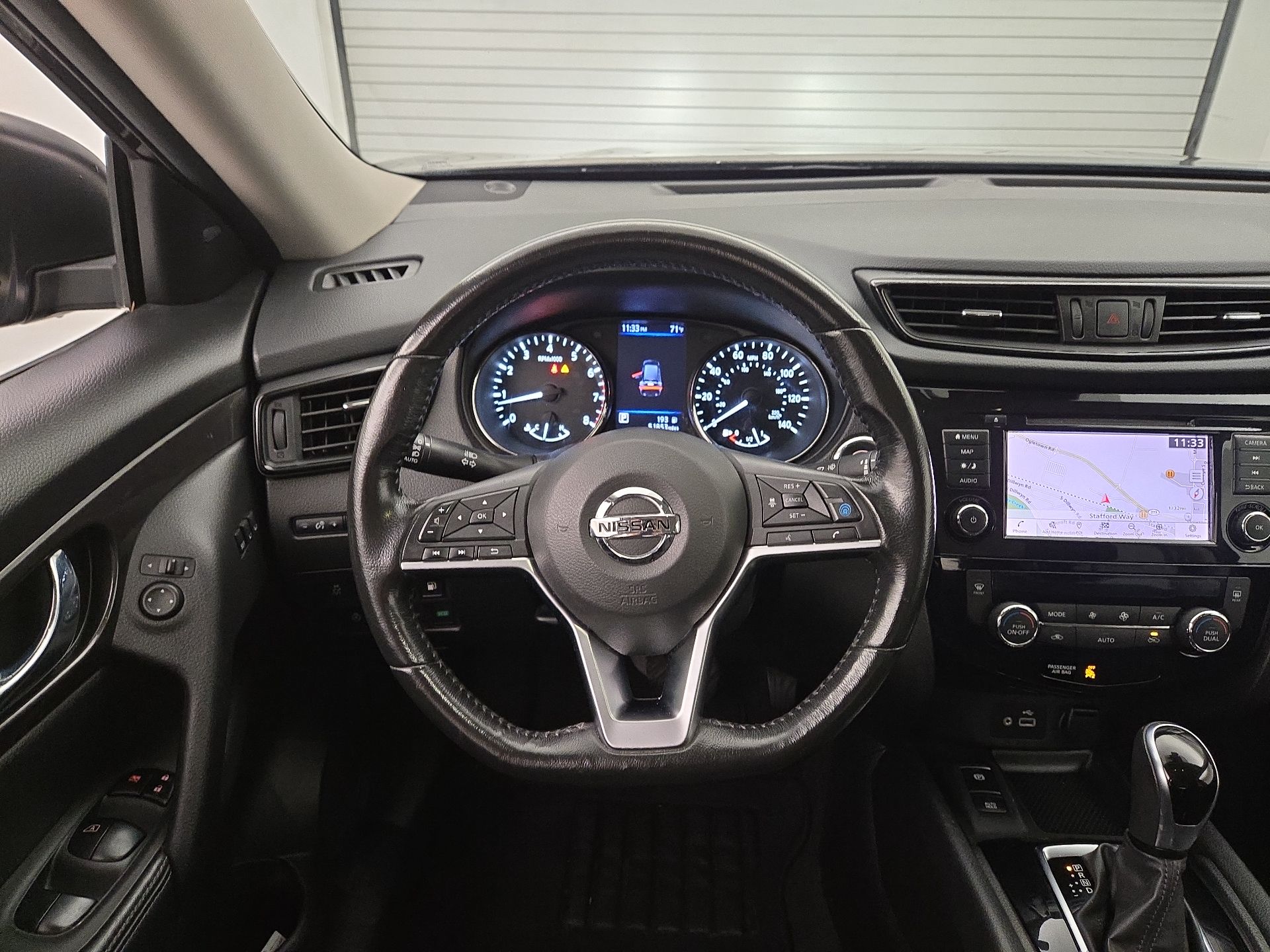 Thumbnail: 2019 Nissan Rogue - 10