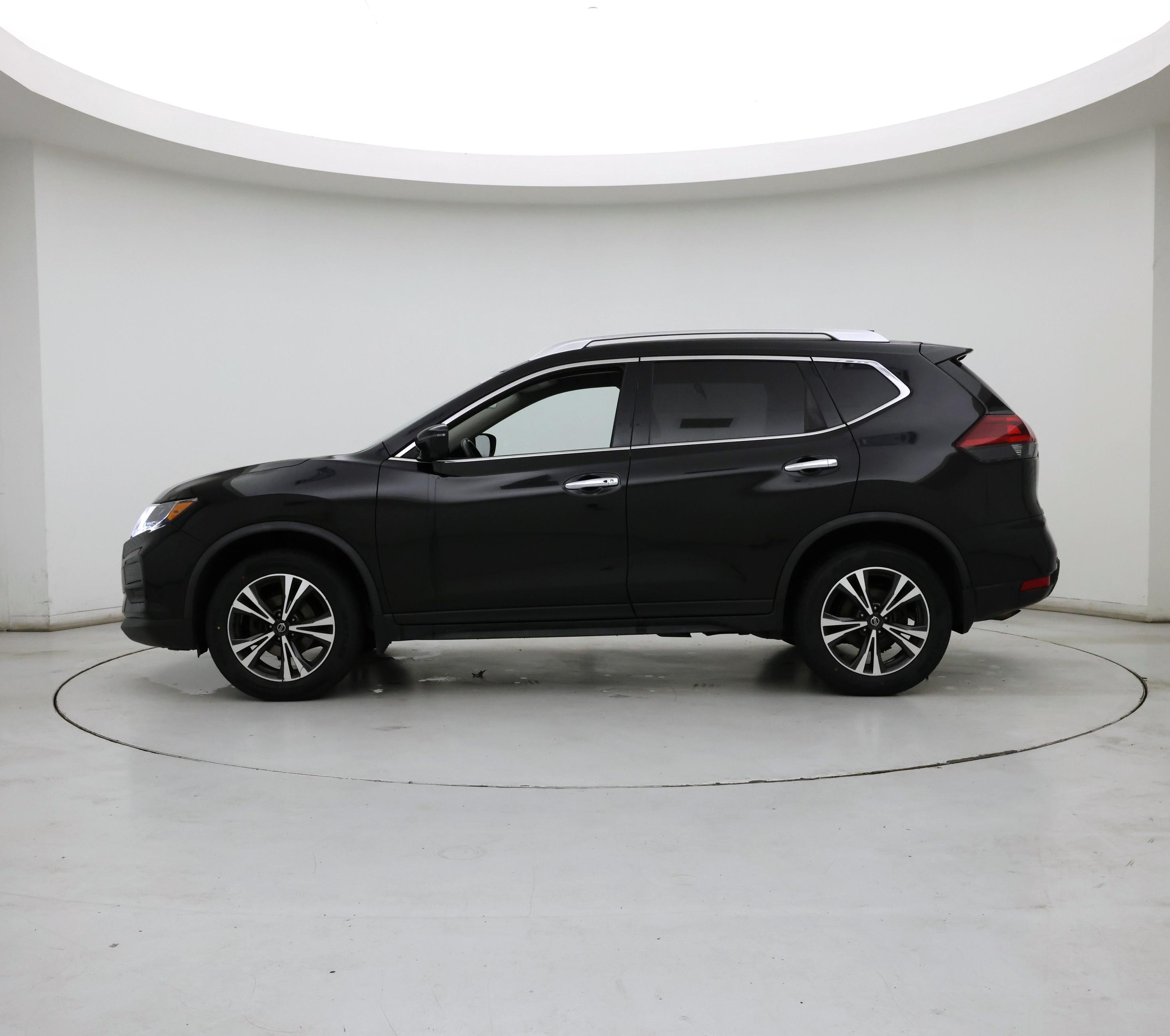 Thumbnail: 2019 Nissan Rogue - 3