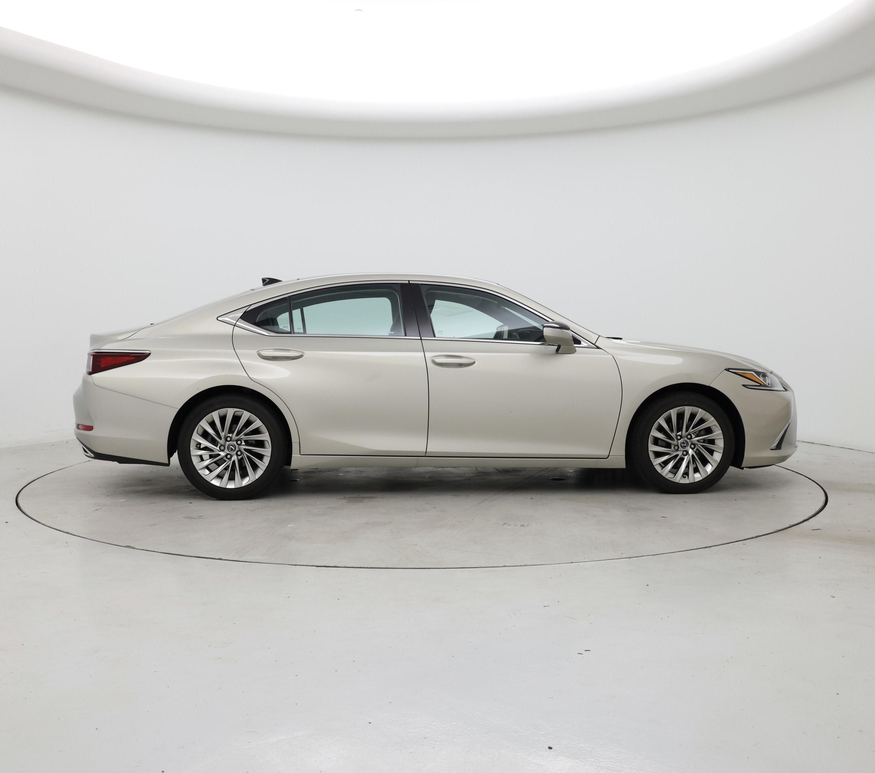 Thumbnail: 2019 Lexus ES - 7