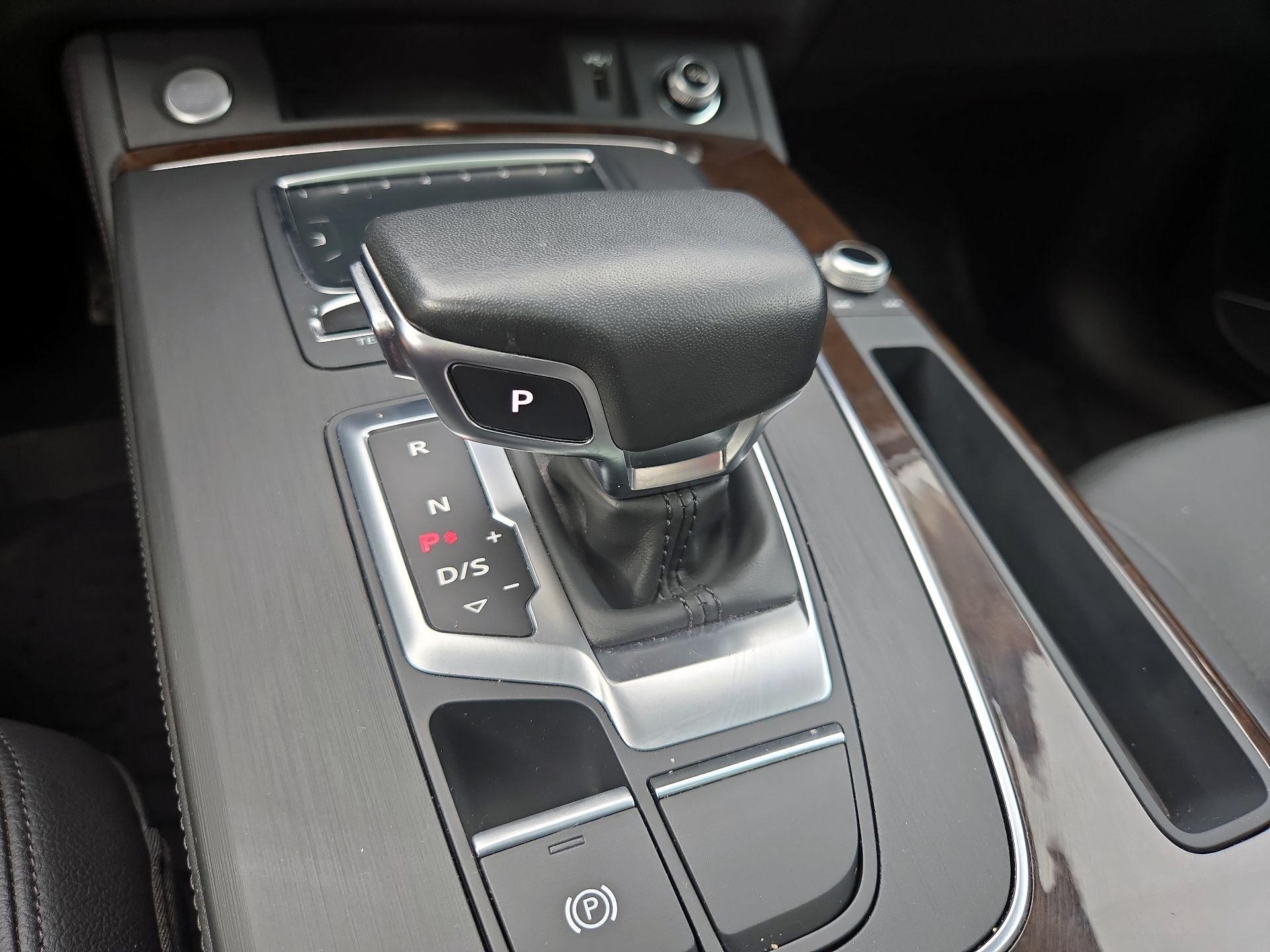 Thumbnail: 2019 Audi Q5 - 18