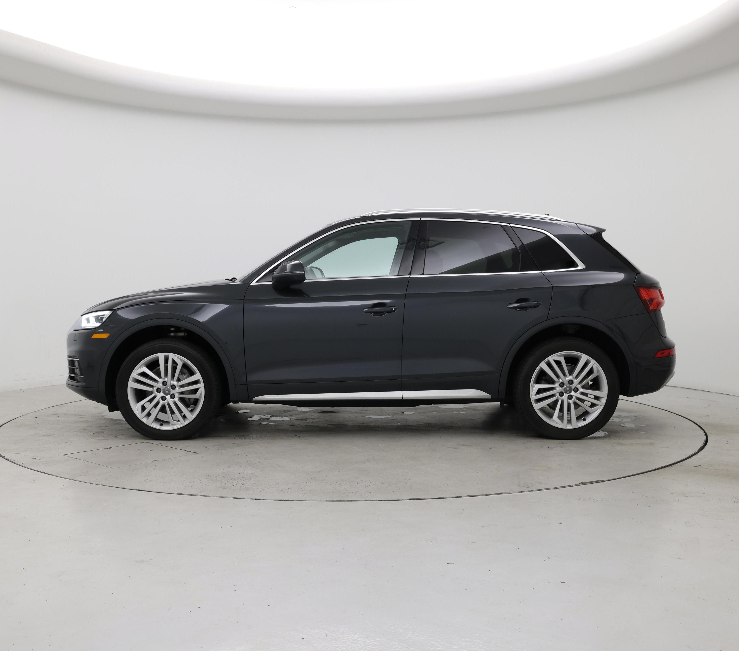 Thumbnail: 2019 Audi Q5 - 3