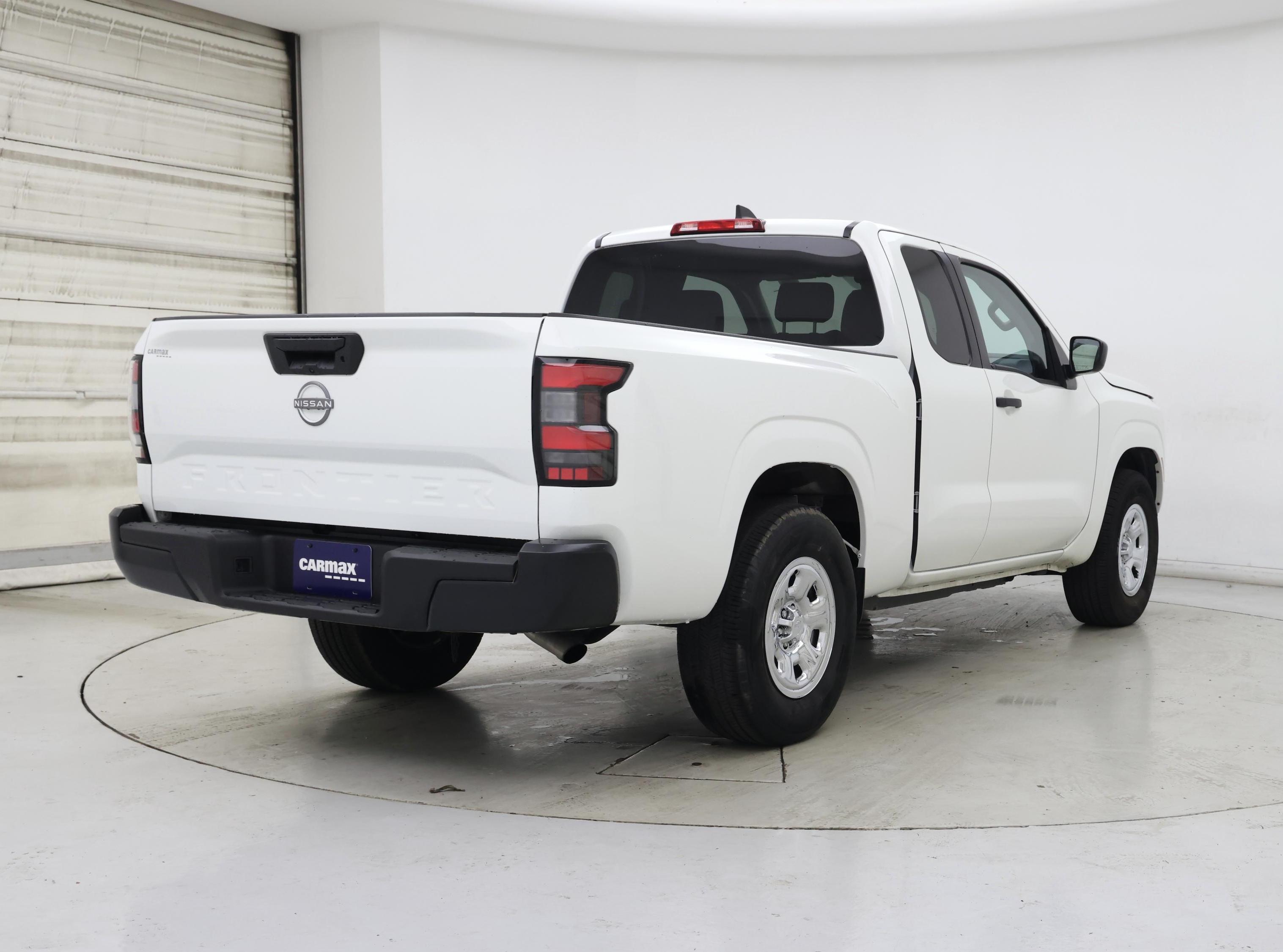 Thumbnail: 2024 Nissan Frontier - 8