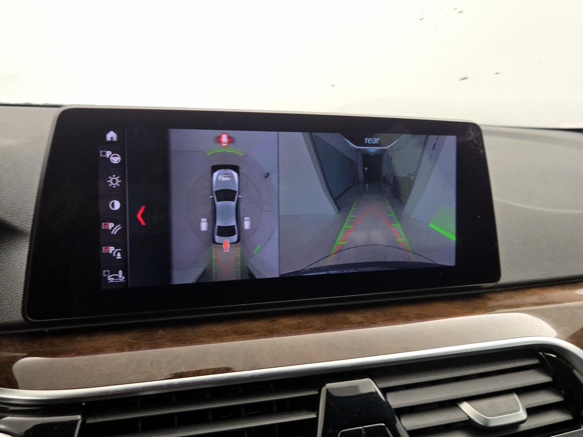 Thumbnail: 2019 BMW 5 Series - 15
