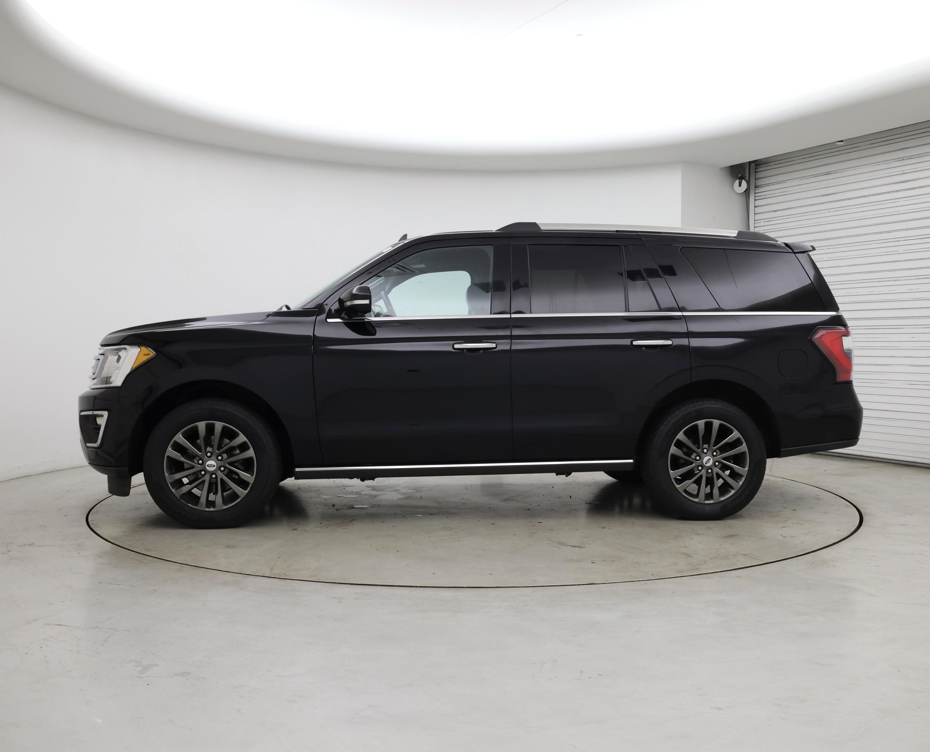 Thumbnail: 2019 Ford Expedition - 3