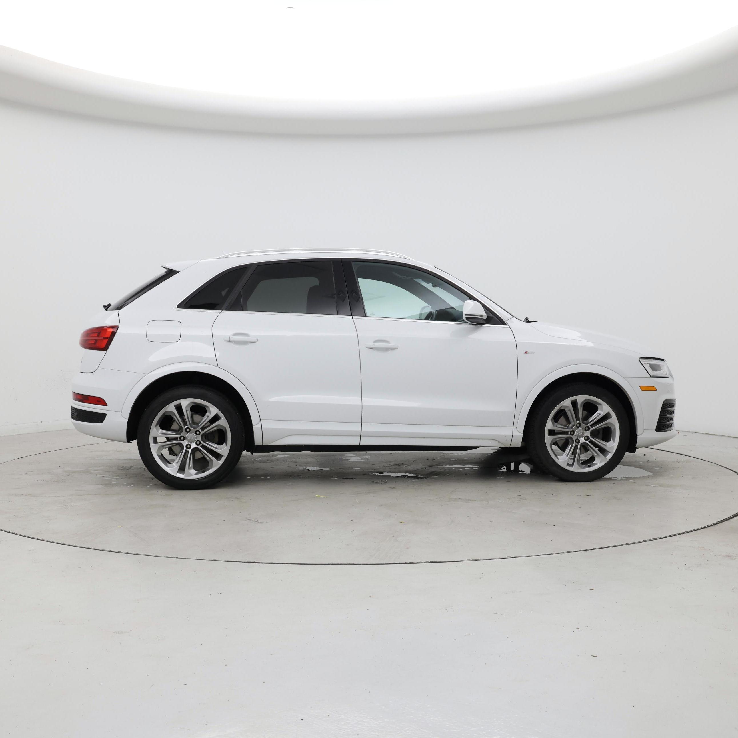 Thumbnail: 2017 Audi Q3 - 7