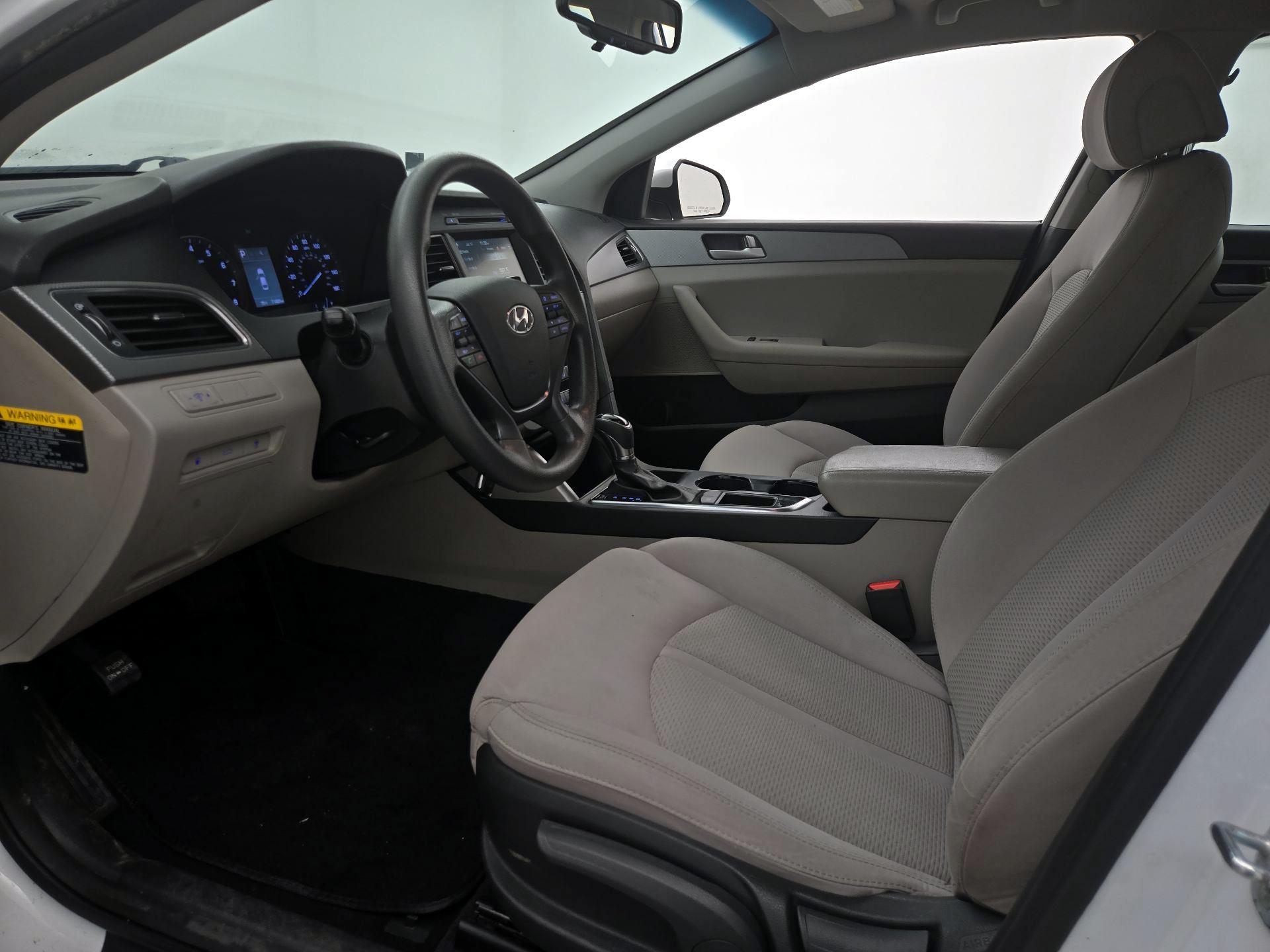 Thumbnail: 2016 Hyundai Sonata - 11
