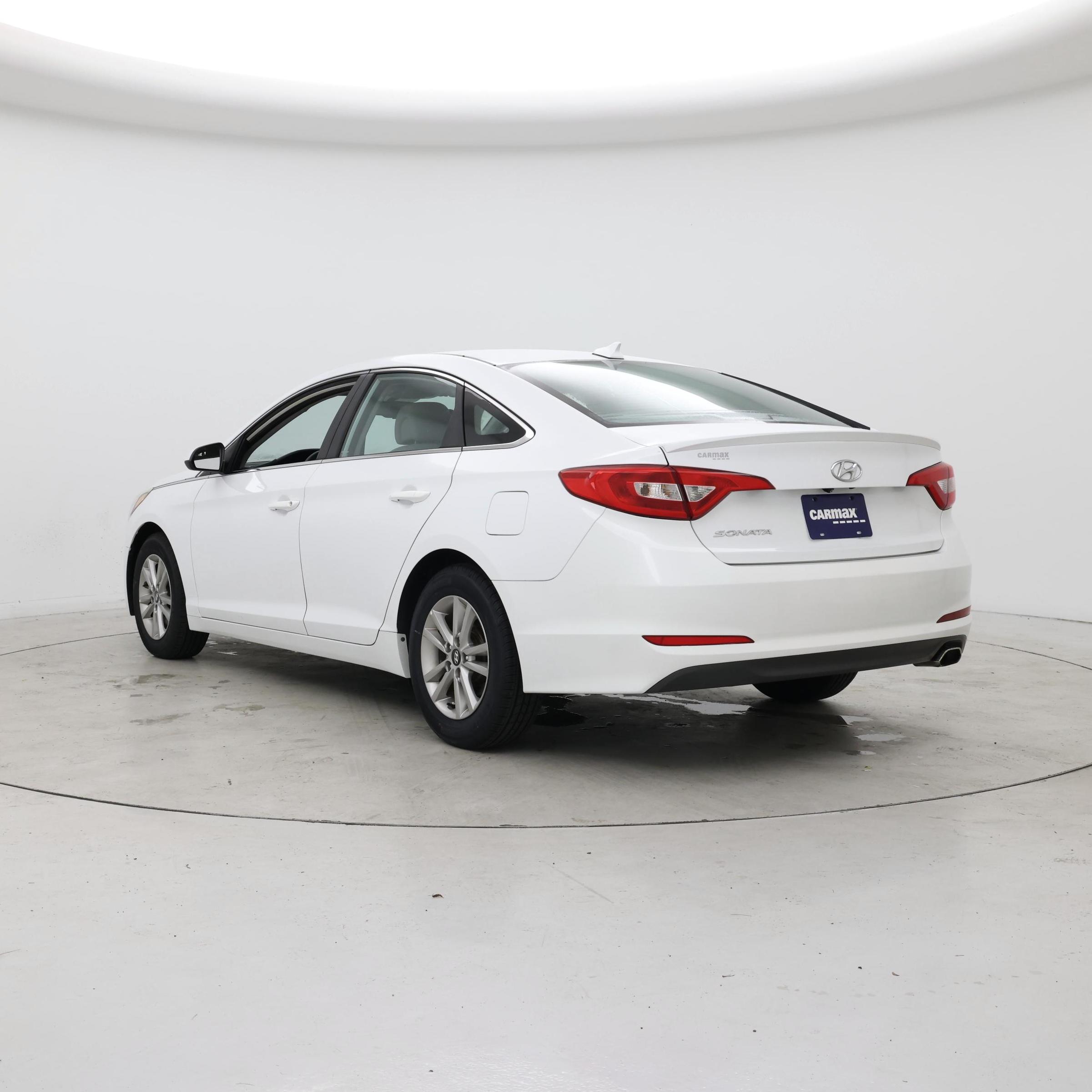Thumbnail: 2016 Hyundai Sonata - 2