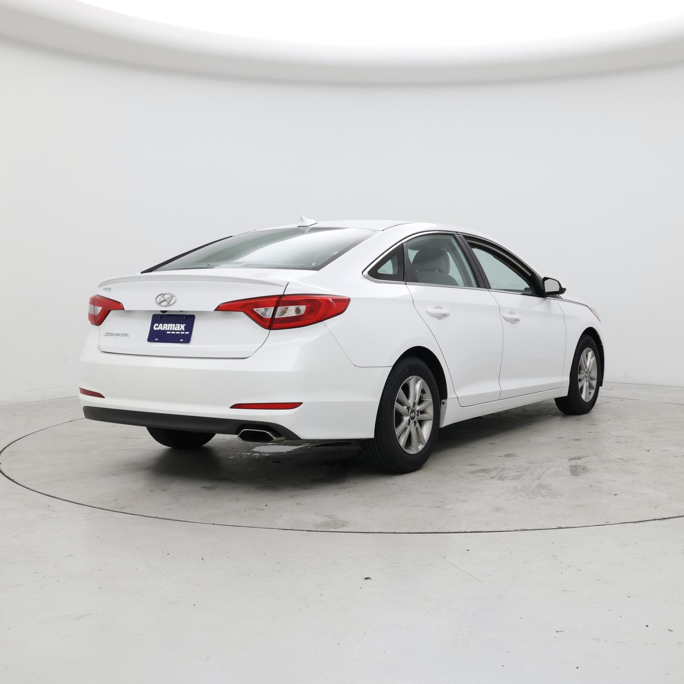 Thumbnail: 2016 Hyundai Sonata - 8