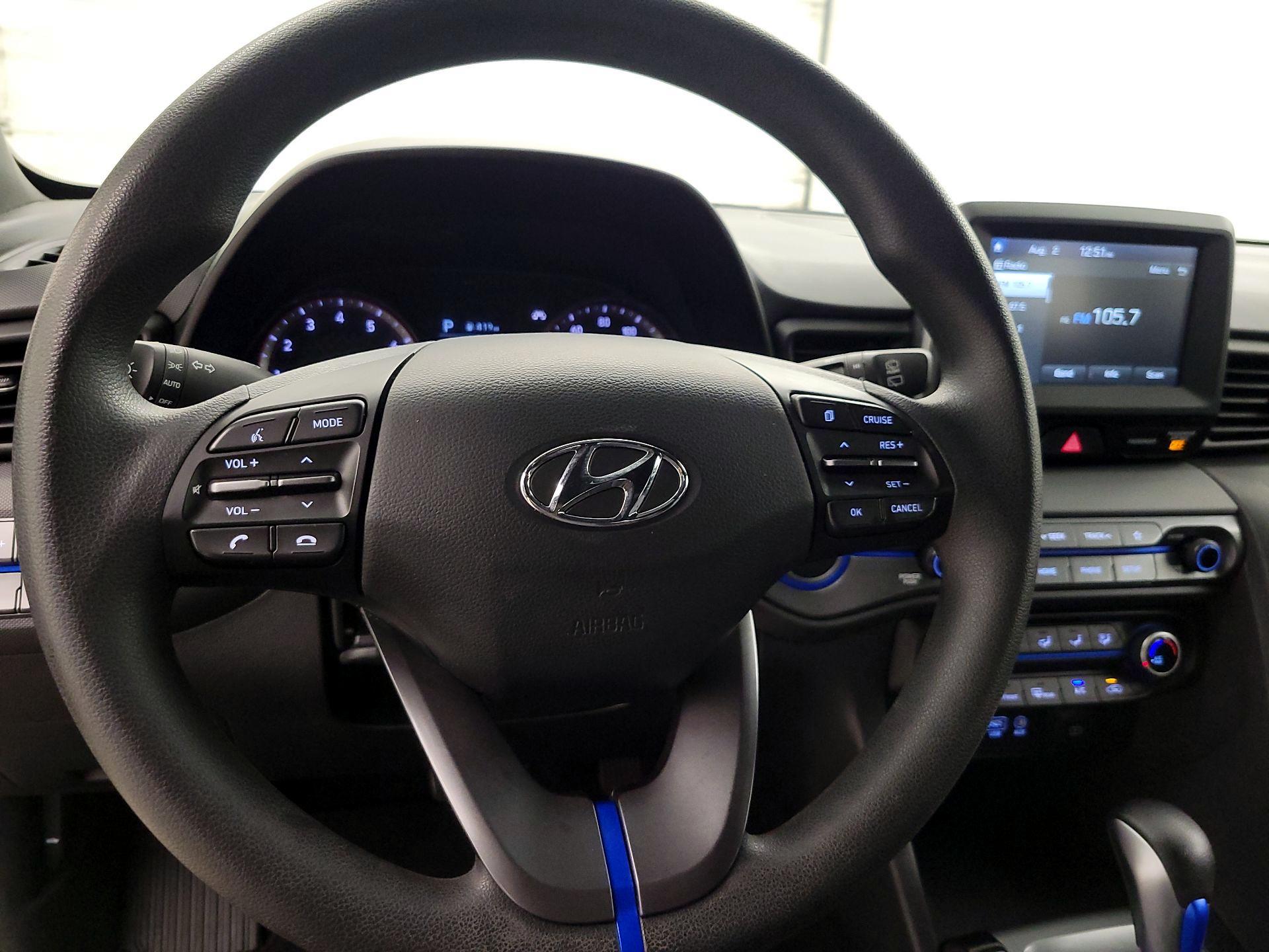 Thumbnail: 2020 Hyundai Veloster - 10