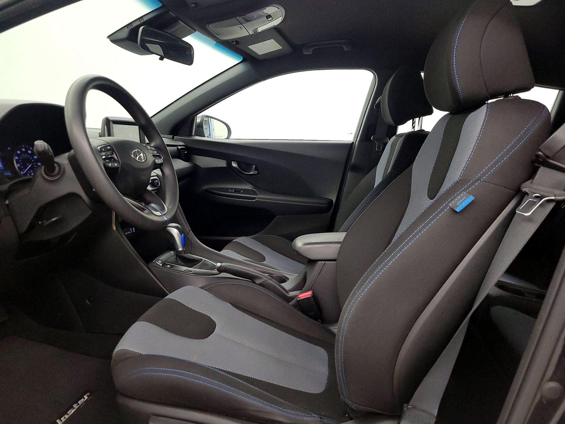 Thumbnail: 2020 Hyundai Veloster - 11