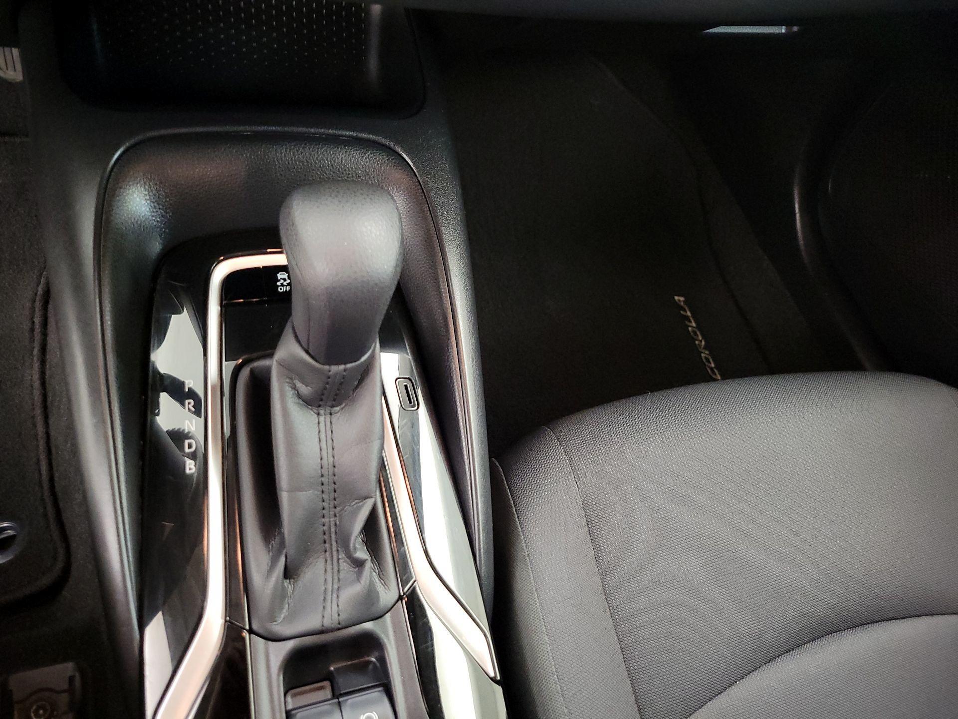 Thumbnail: 2020 Toyota Corolla - 16