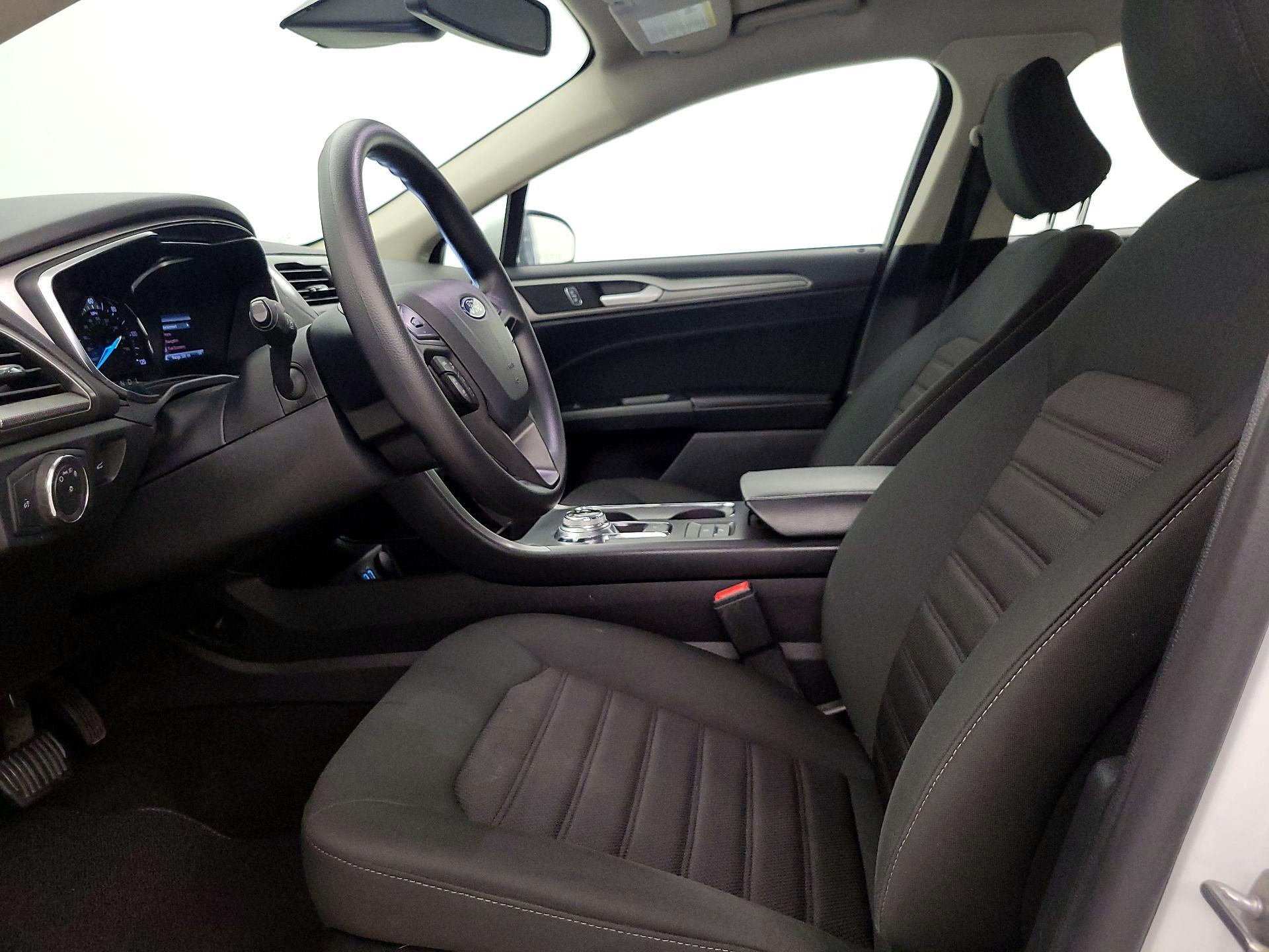 Thumbnail: 2020 Ford Fusion - 11
