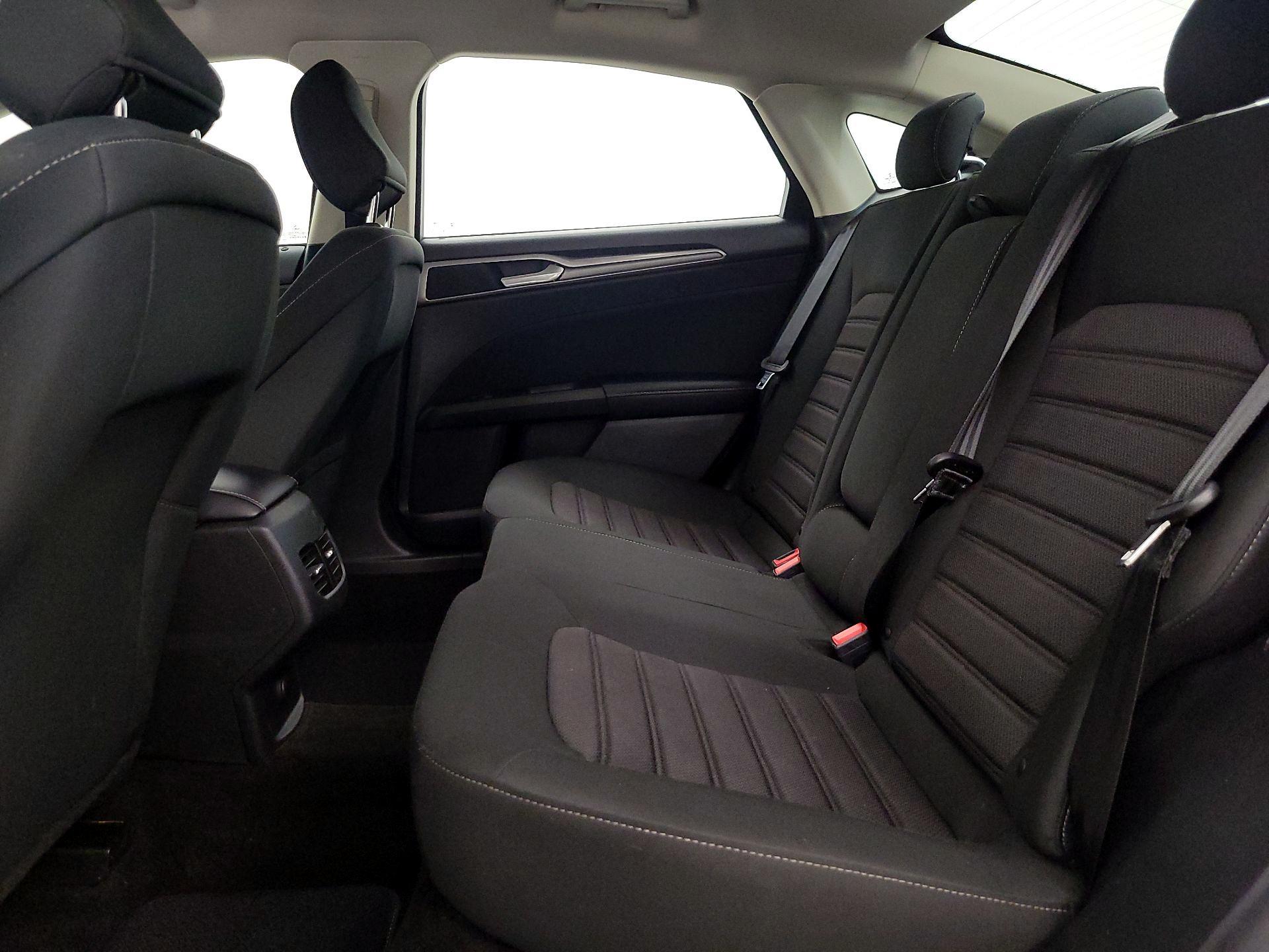 Thumbnail: 2020 Ford Fusion - 20