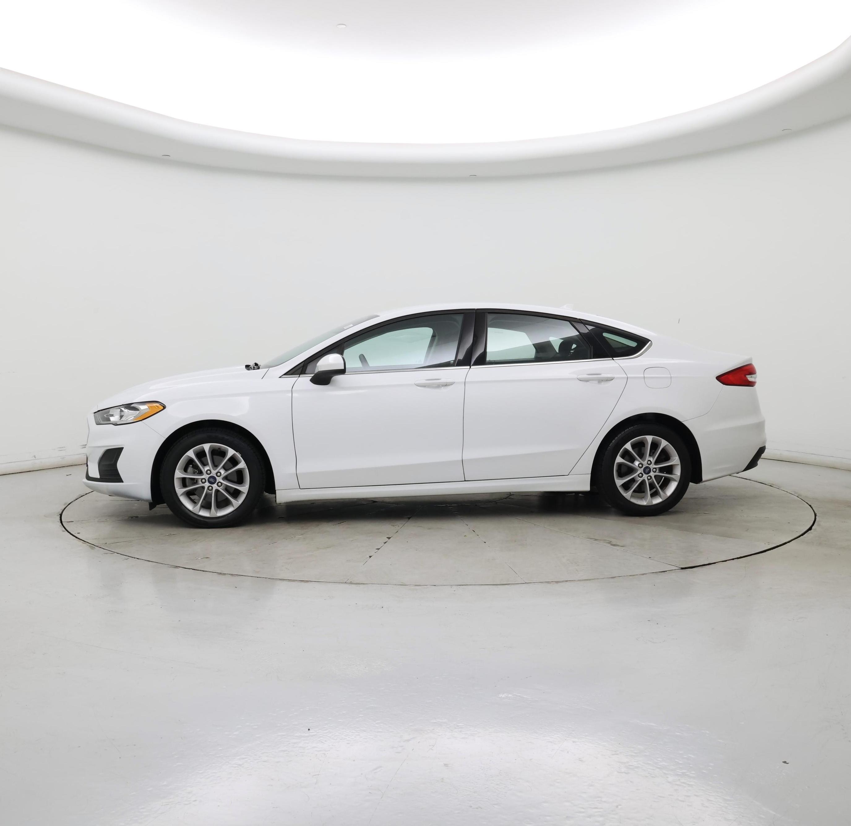 Thumbnail: 2020 Ford Fusion - 3
