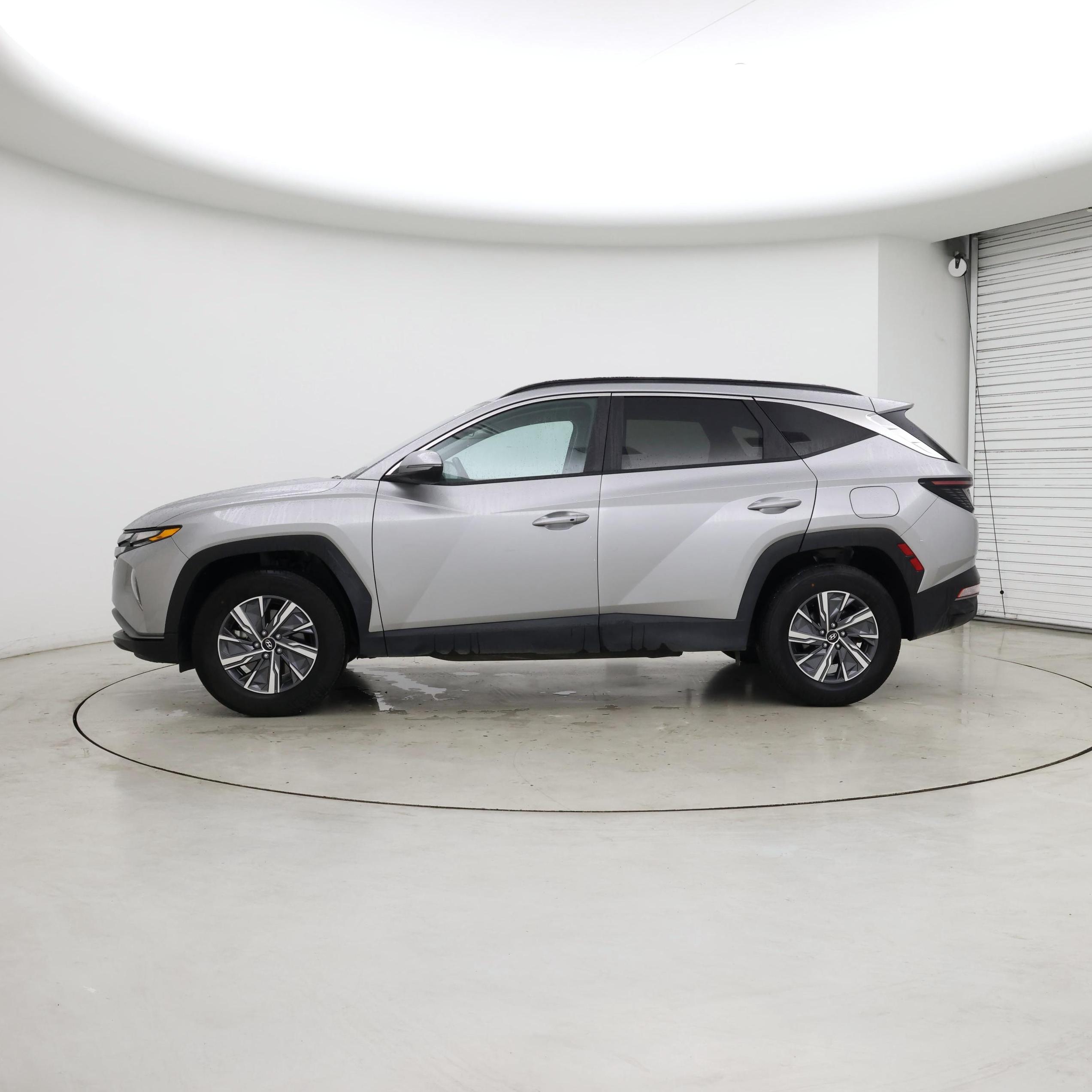 Thumbnail: 2022 Hyundai Tucson - 3