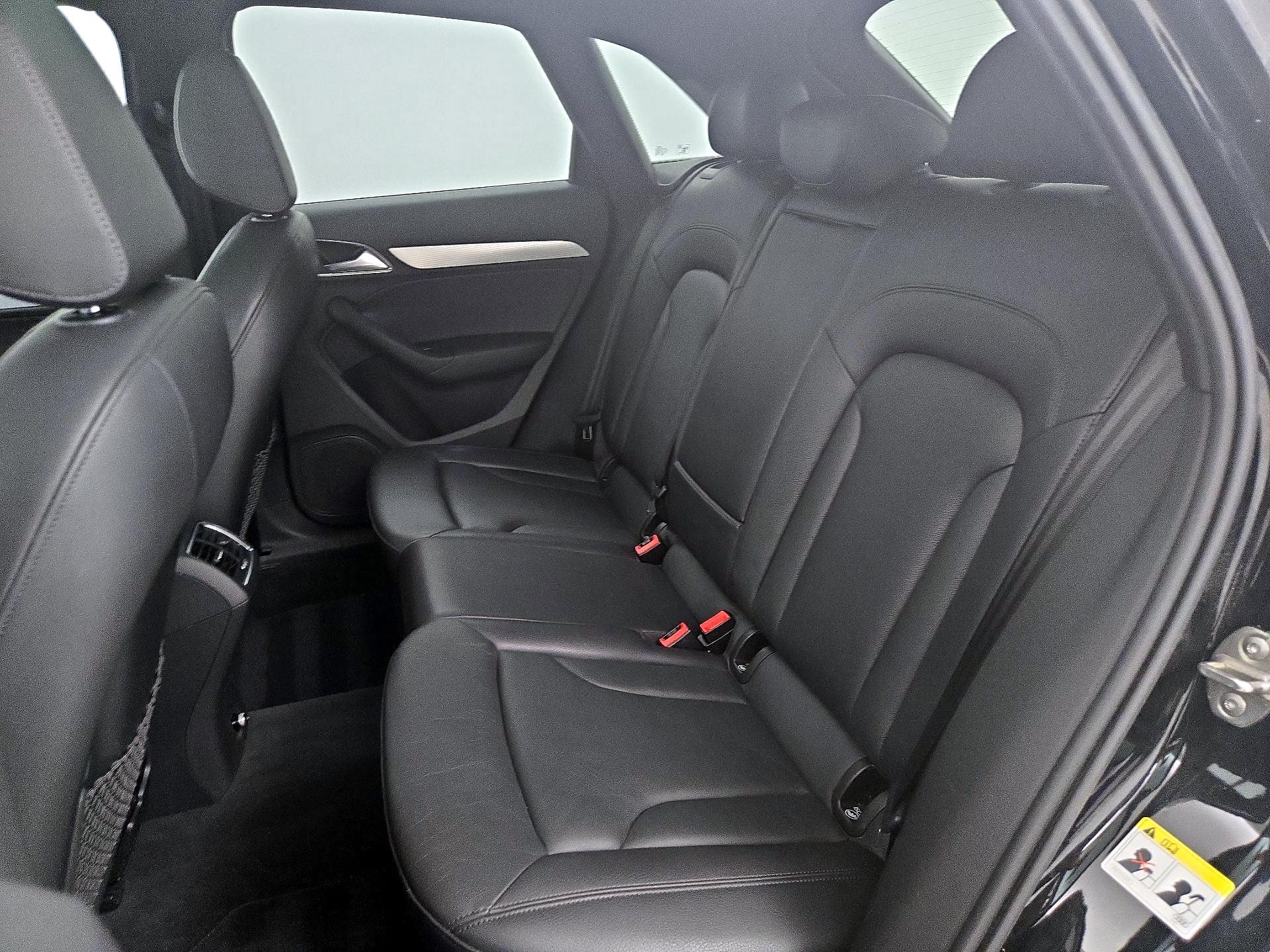 Thumbnail: 2015 Audi Q3 - 20