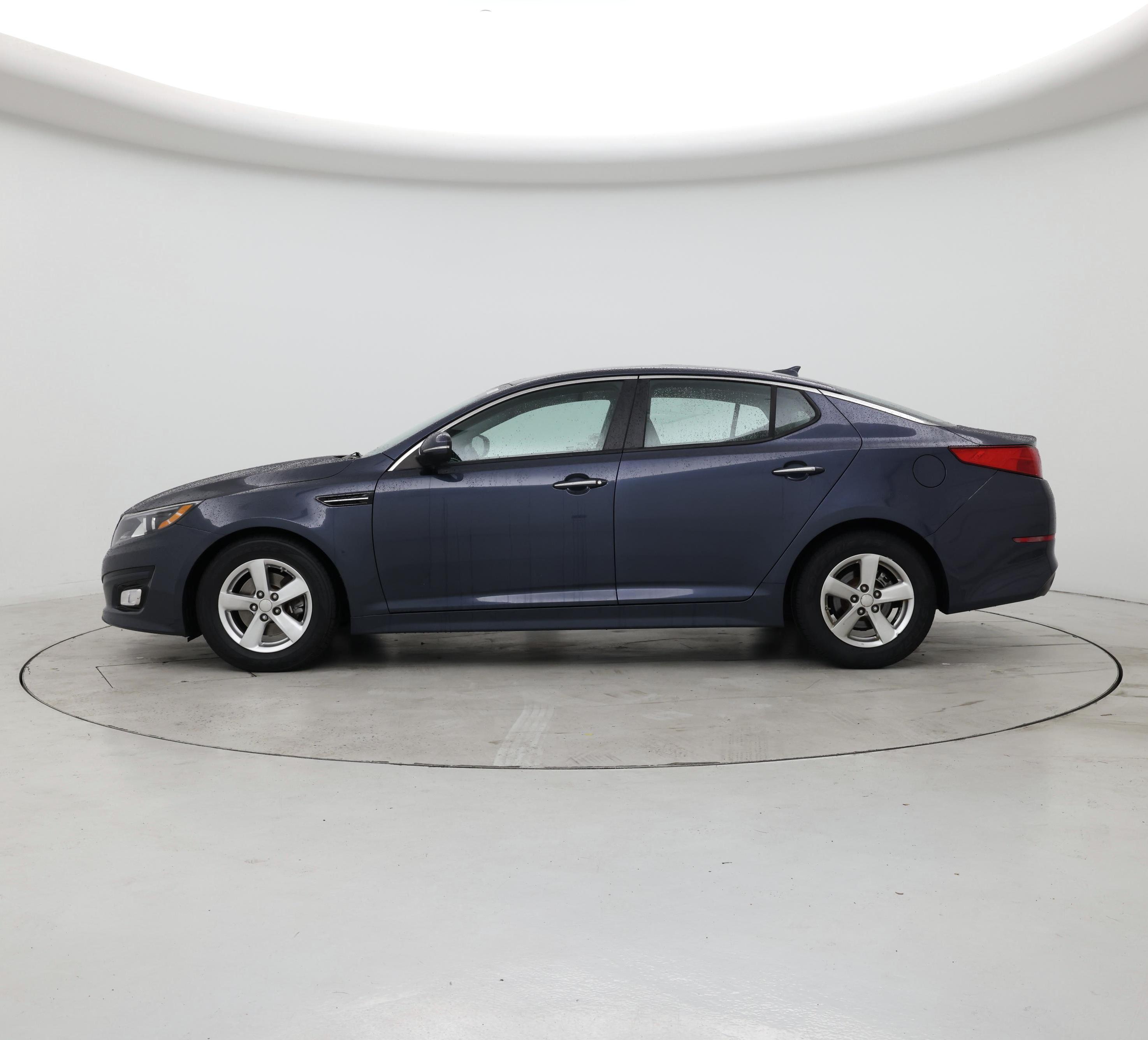 Thumbnail: 2015 Kia Optima - 3